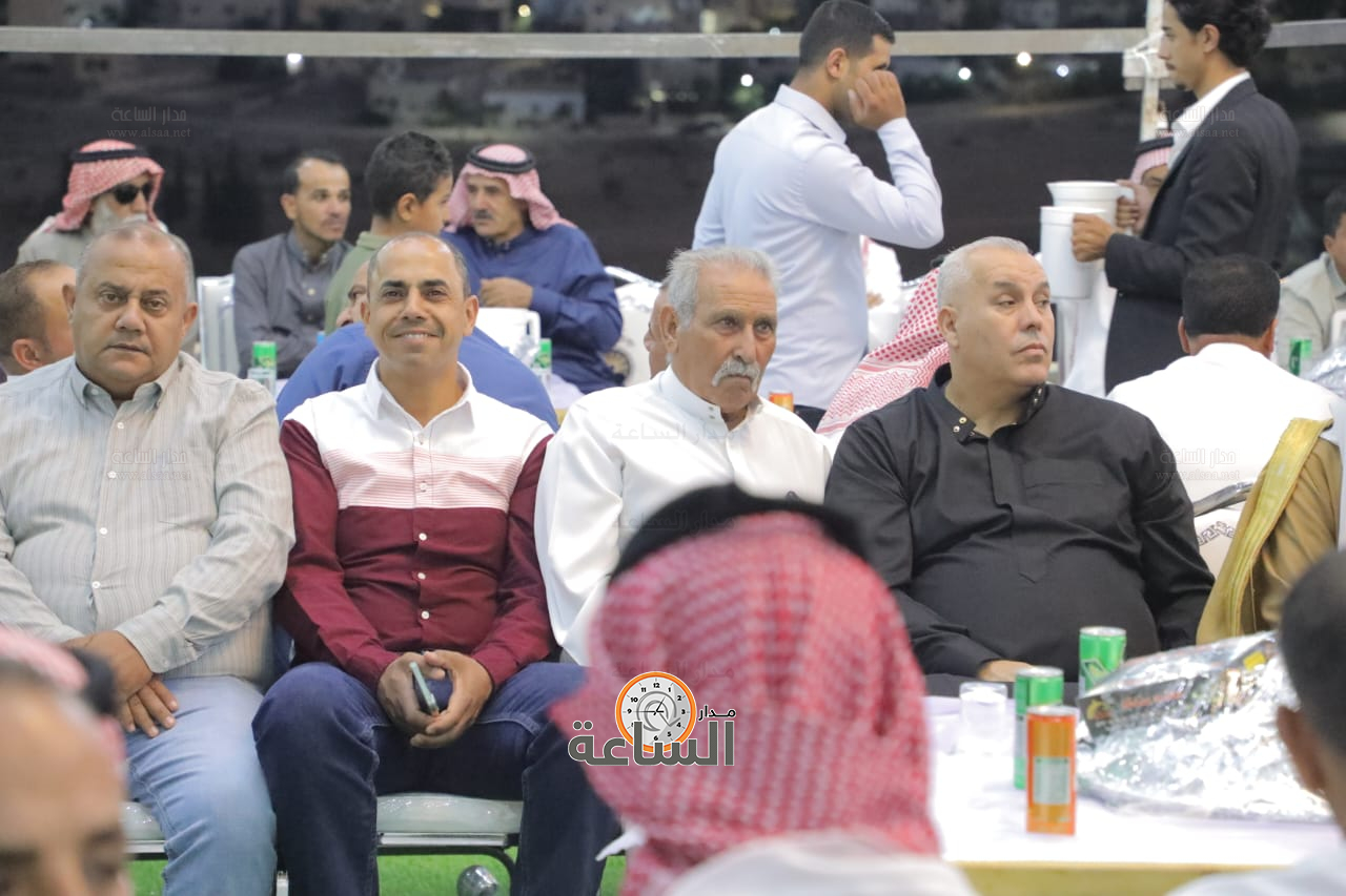 Madar Al-Saa Images 0.7990077715953626