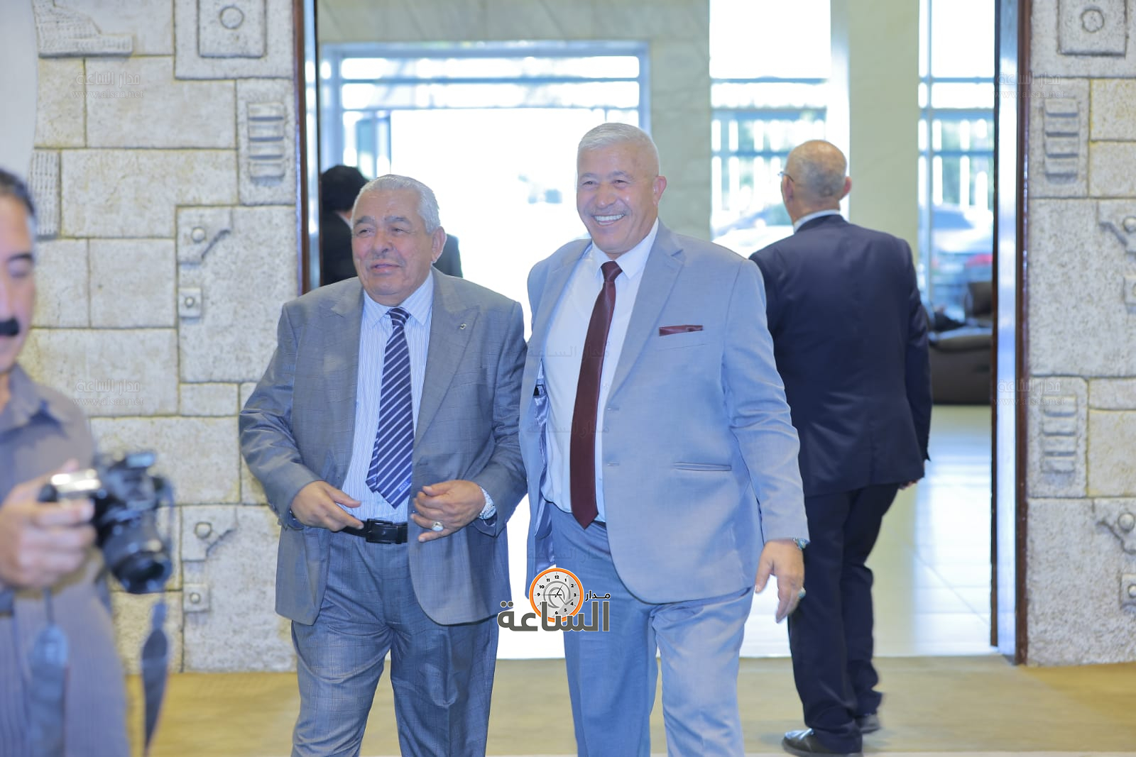 Madar Al-Saa Images 0.3587202288708492