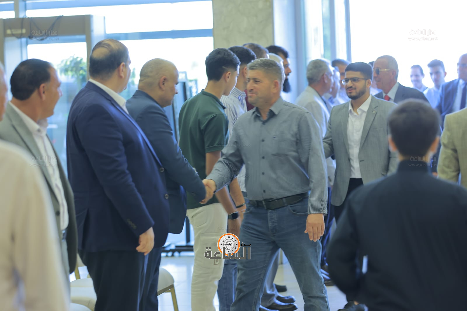 Madar Al-Saa Images 0.4332495788640538