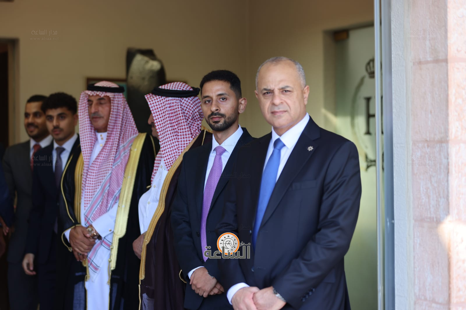 Madar Al-Saa Images 0.01264476736870579