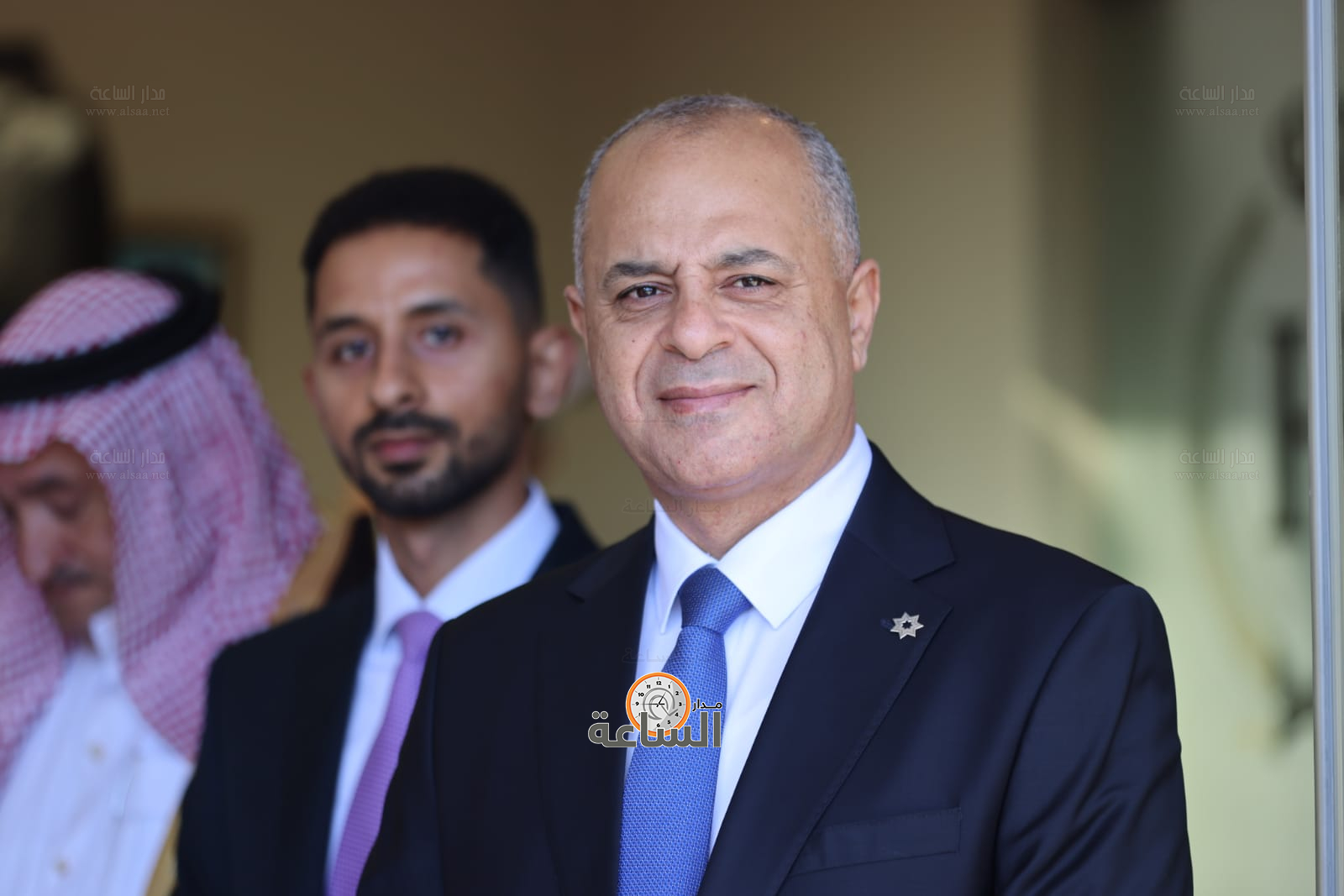 Madar Al-Saa Images 0.3300609813257369