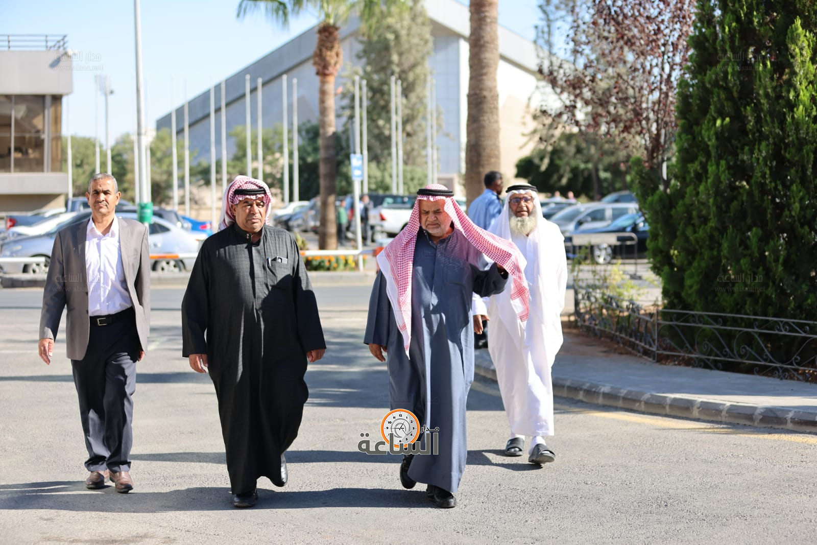 Madar Al-Saa Images 0.9053123406256028