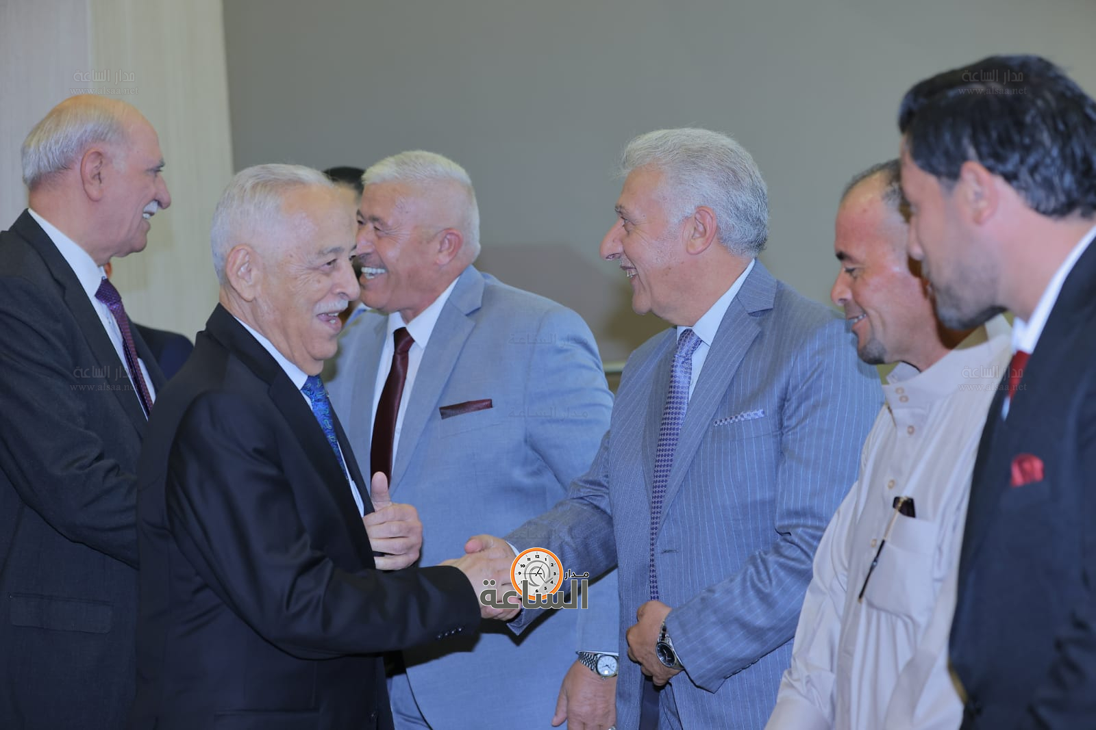 Madar Al-Saa Images 0.8139490936839632