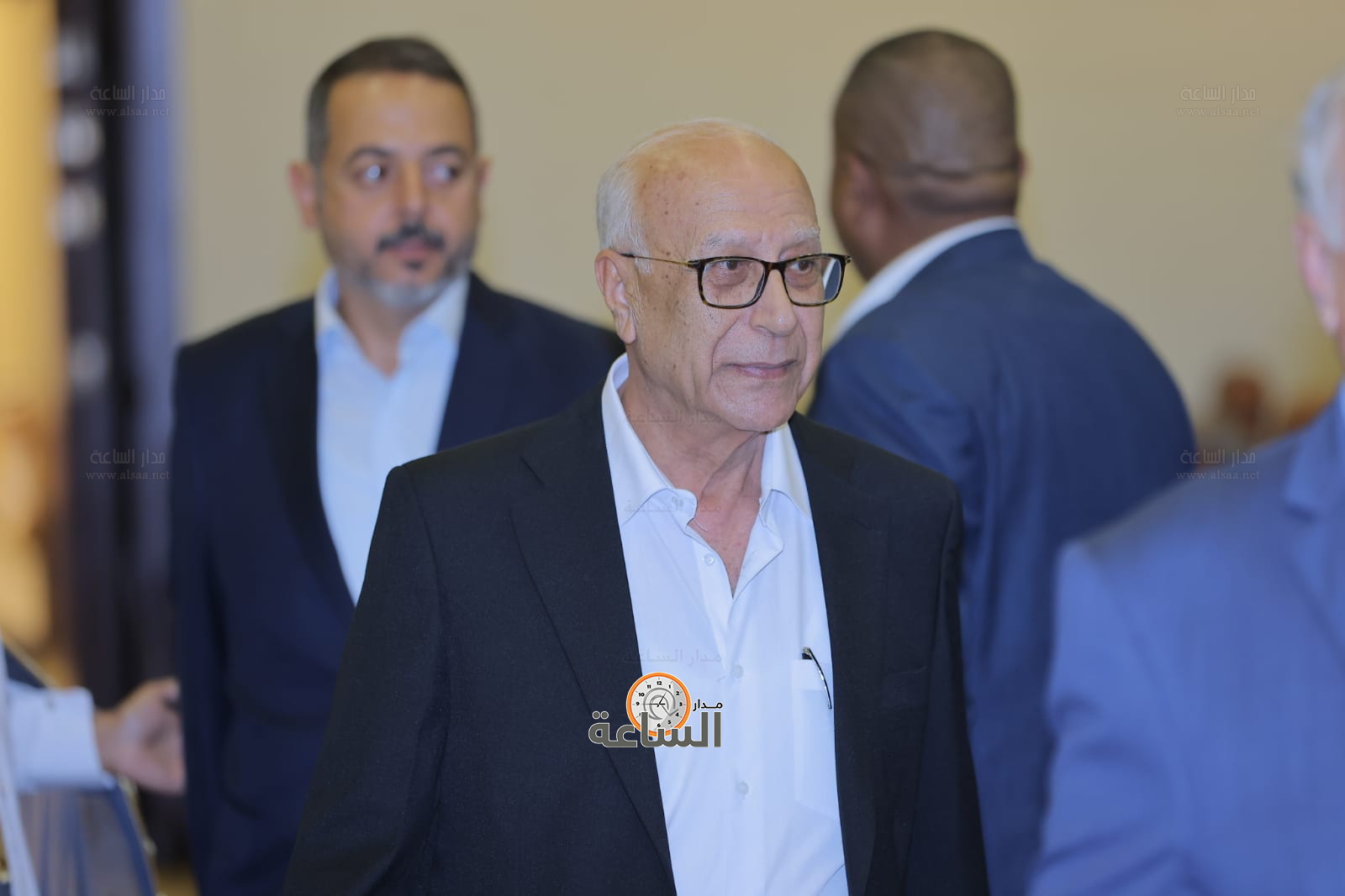 Madar Al-Saa Images 0.17665941454123146