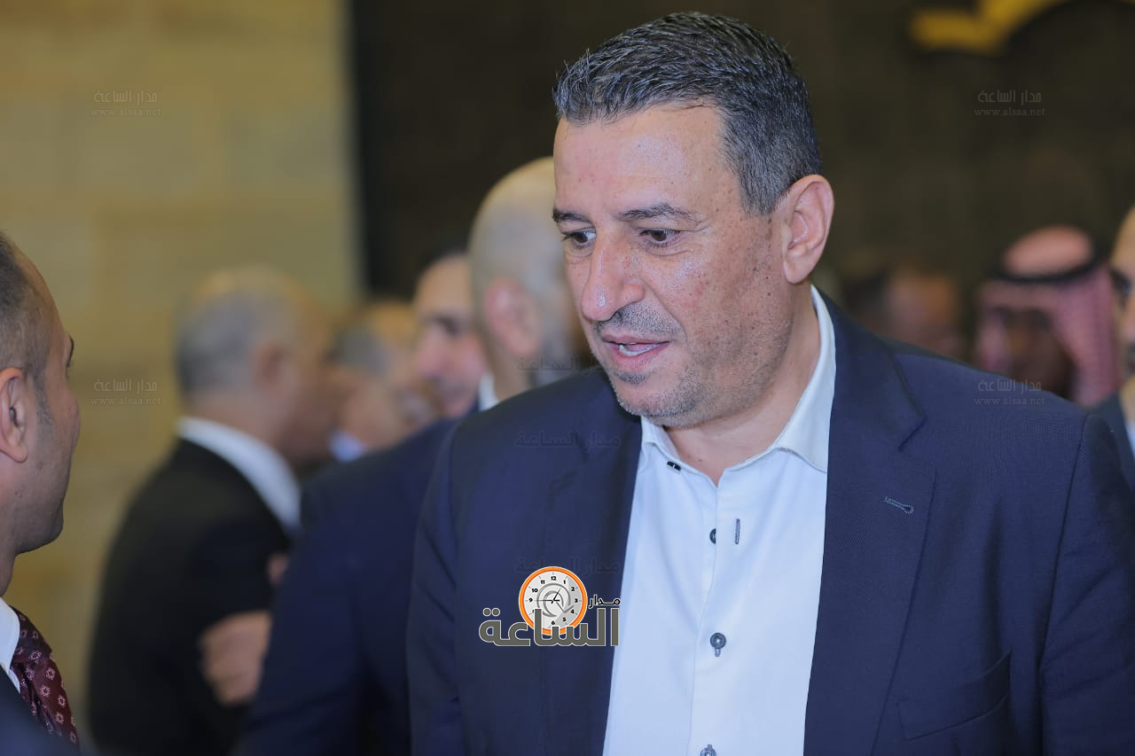 Madar Al-Saa Images 0.245061005830445