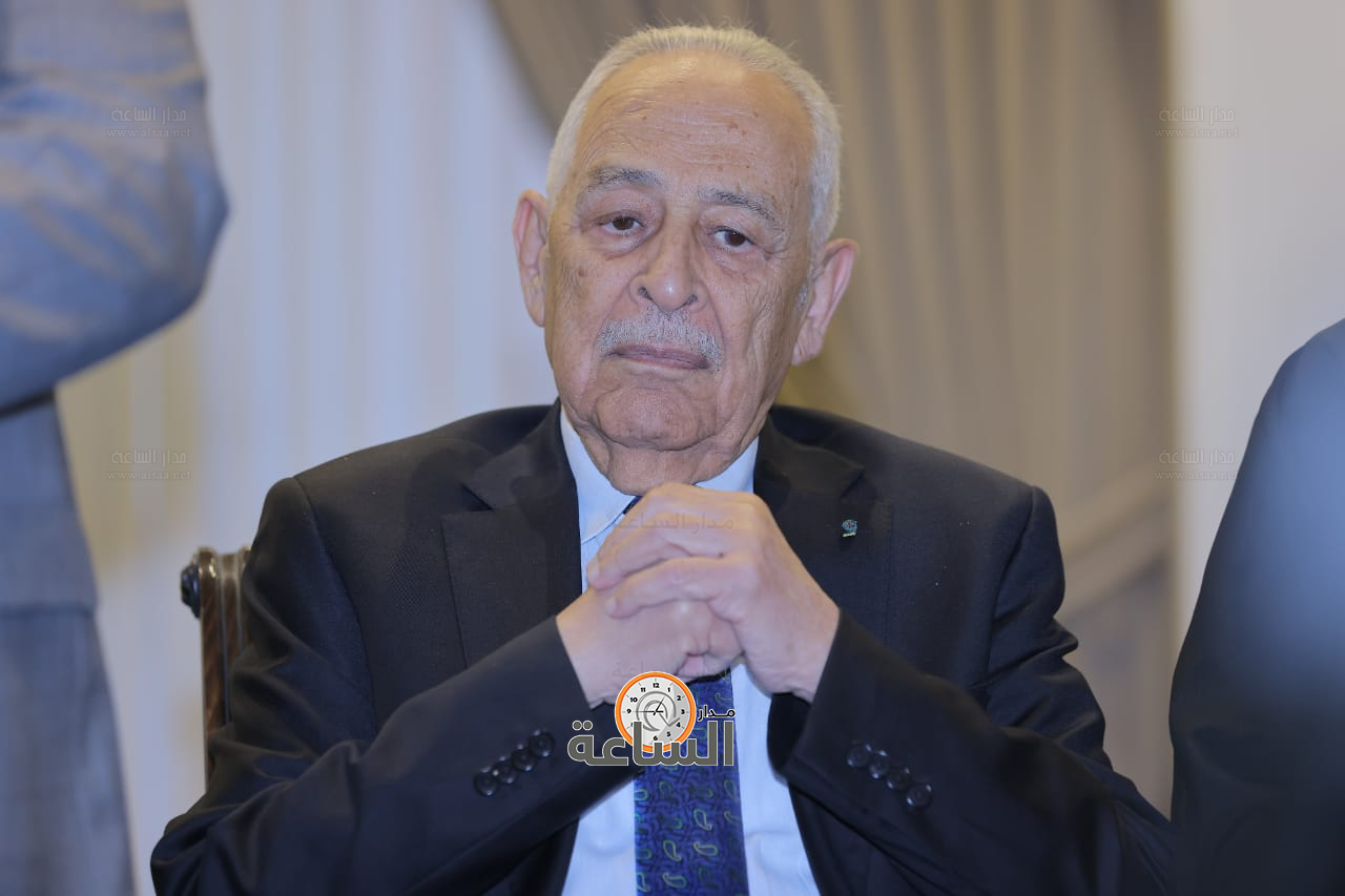 Madar Al-Saa Images 0.711036008510491