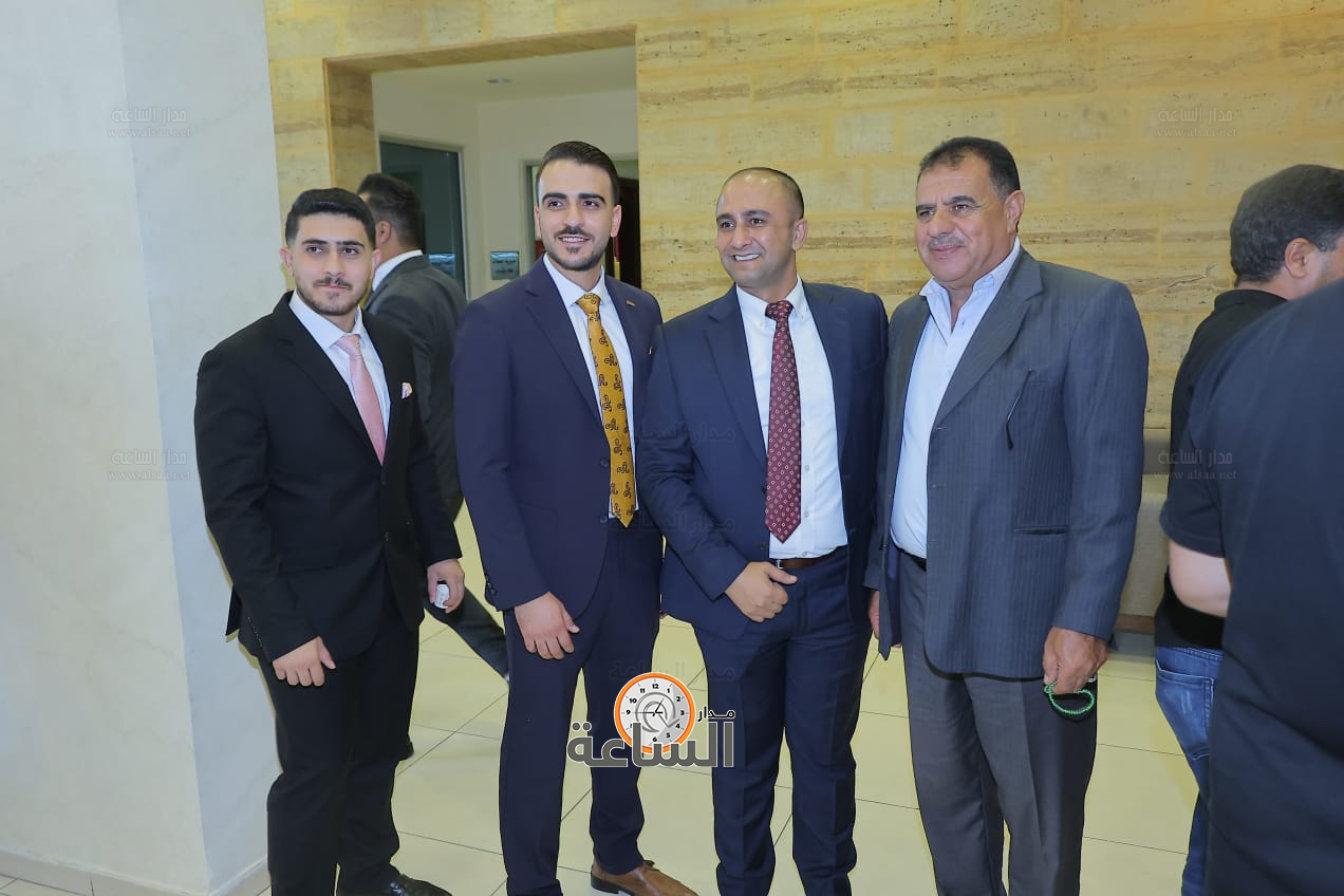 Madar Al-Saa Images 0.8272896155238103