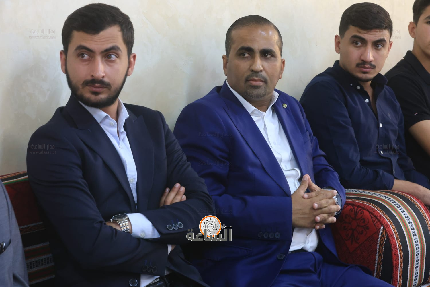 Madar Al-Saa Images 0.469103509325677