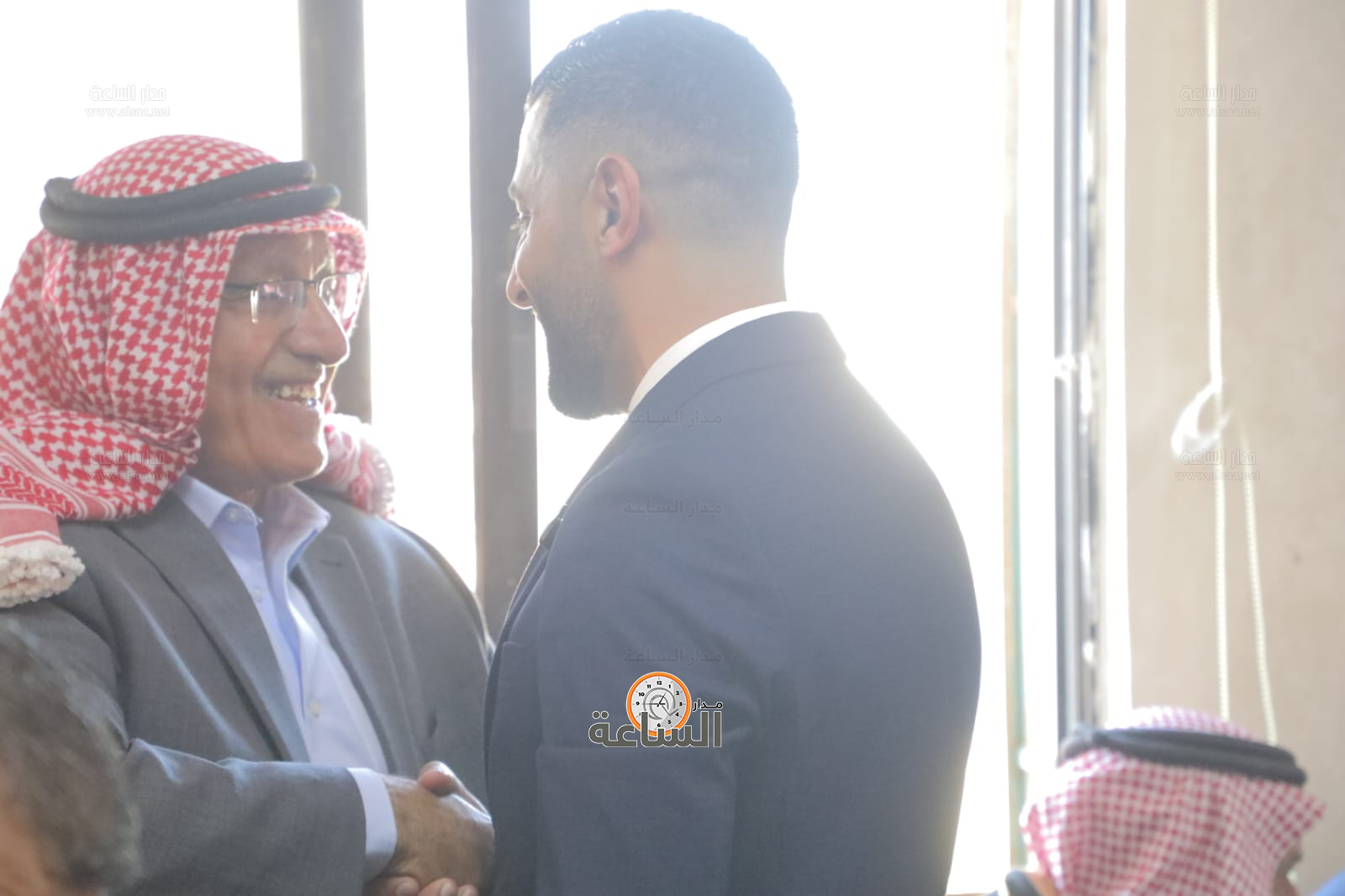 Madar Al-Saa Images 0.9143158304670933