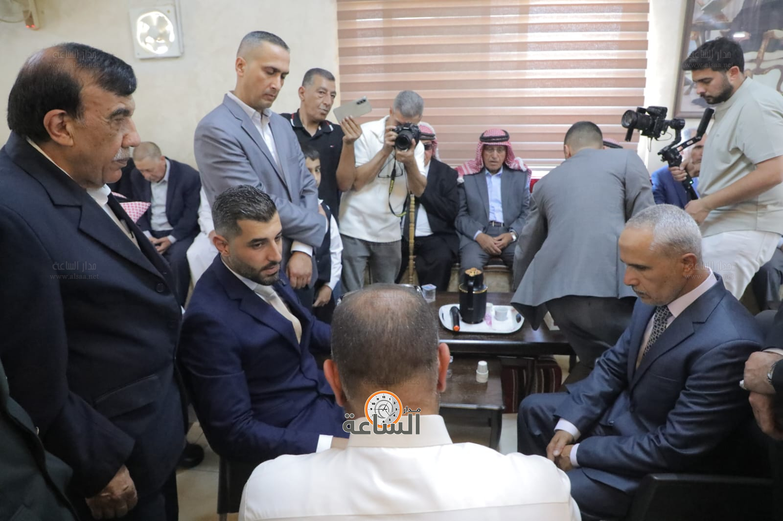 Madar Al-Saa Images 0.026083081927152363