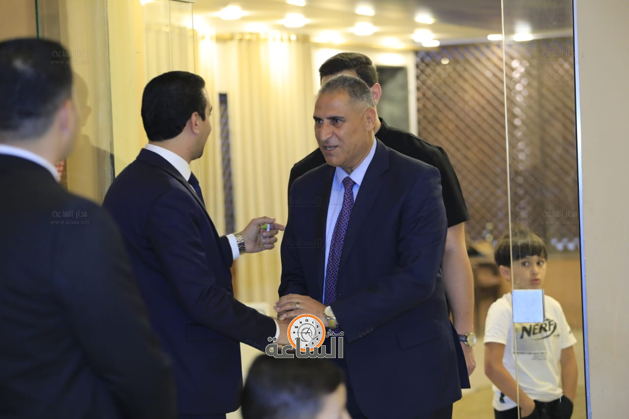 Madar Al-Saa Images 0.9570122940177387