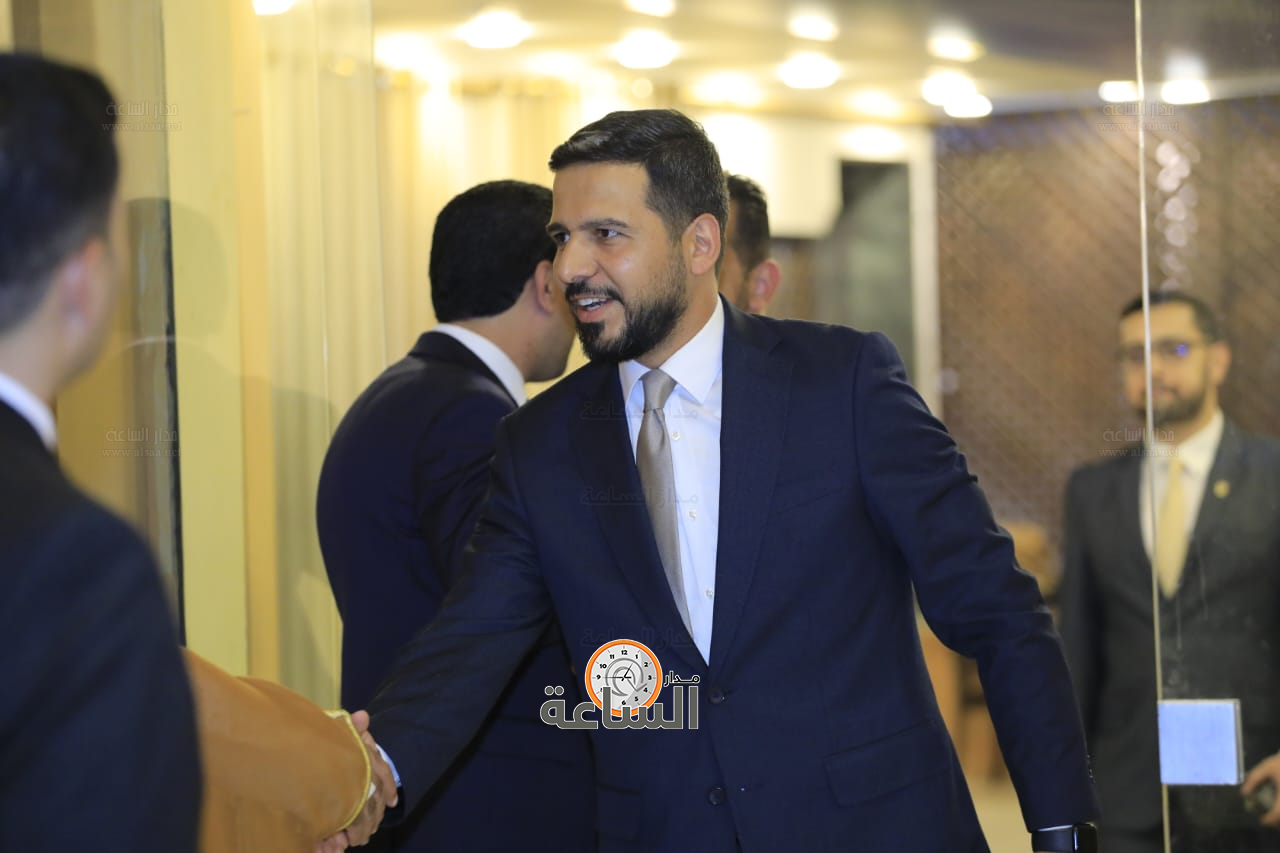 Madar Al-Saa Images 0.9226447061366116