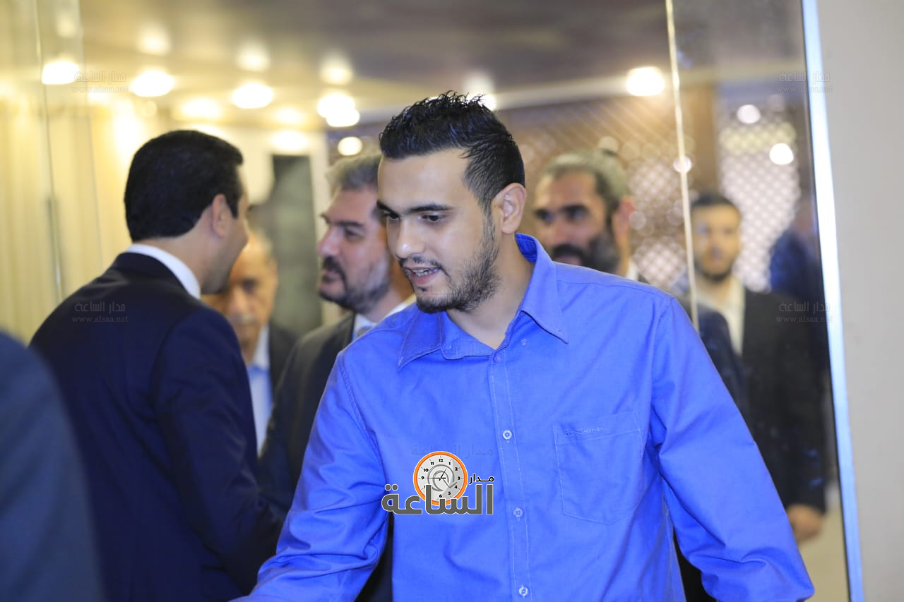 Madar Al-Saa Images 0.048141243188156824