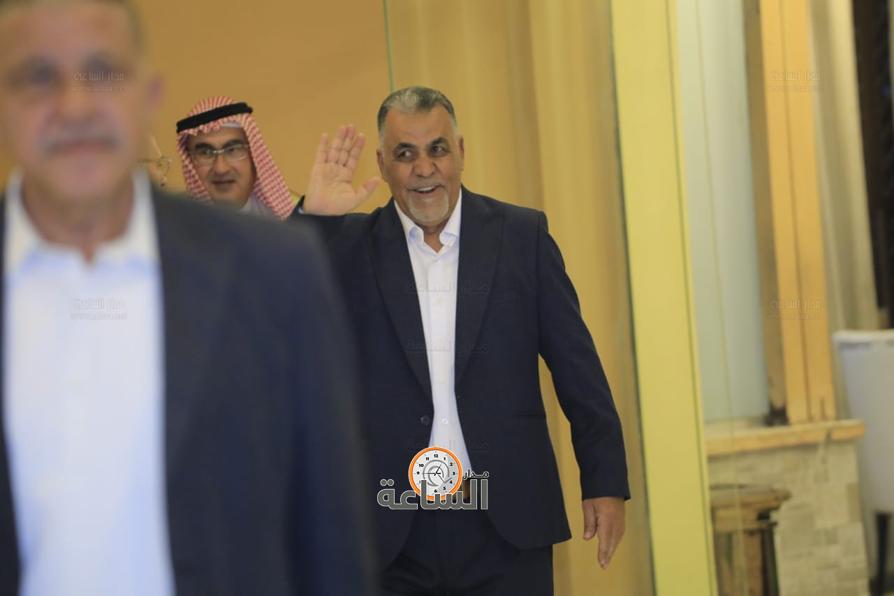 Madar Al-Saa Images 0.5325115410893769