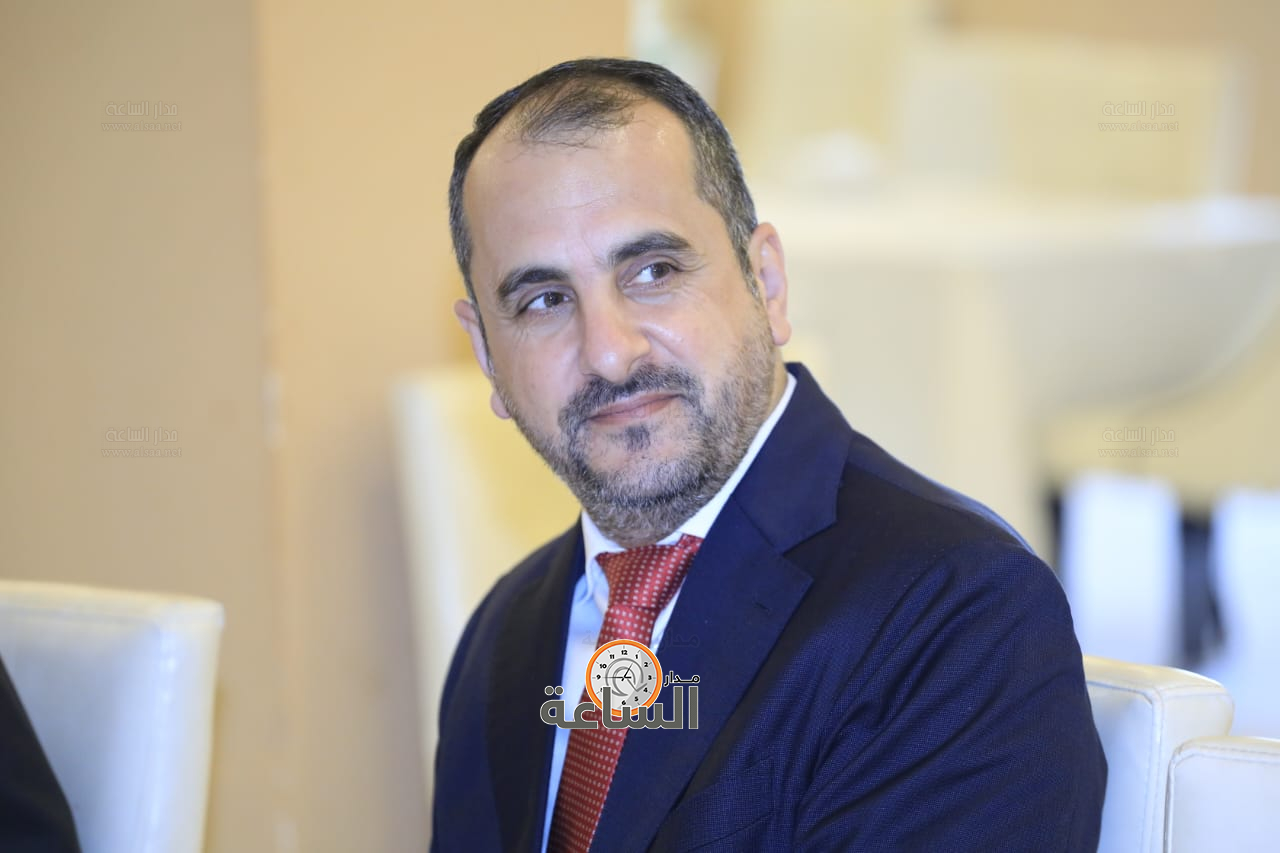 Madar Al-Saa Images 0.24618168617369007