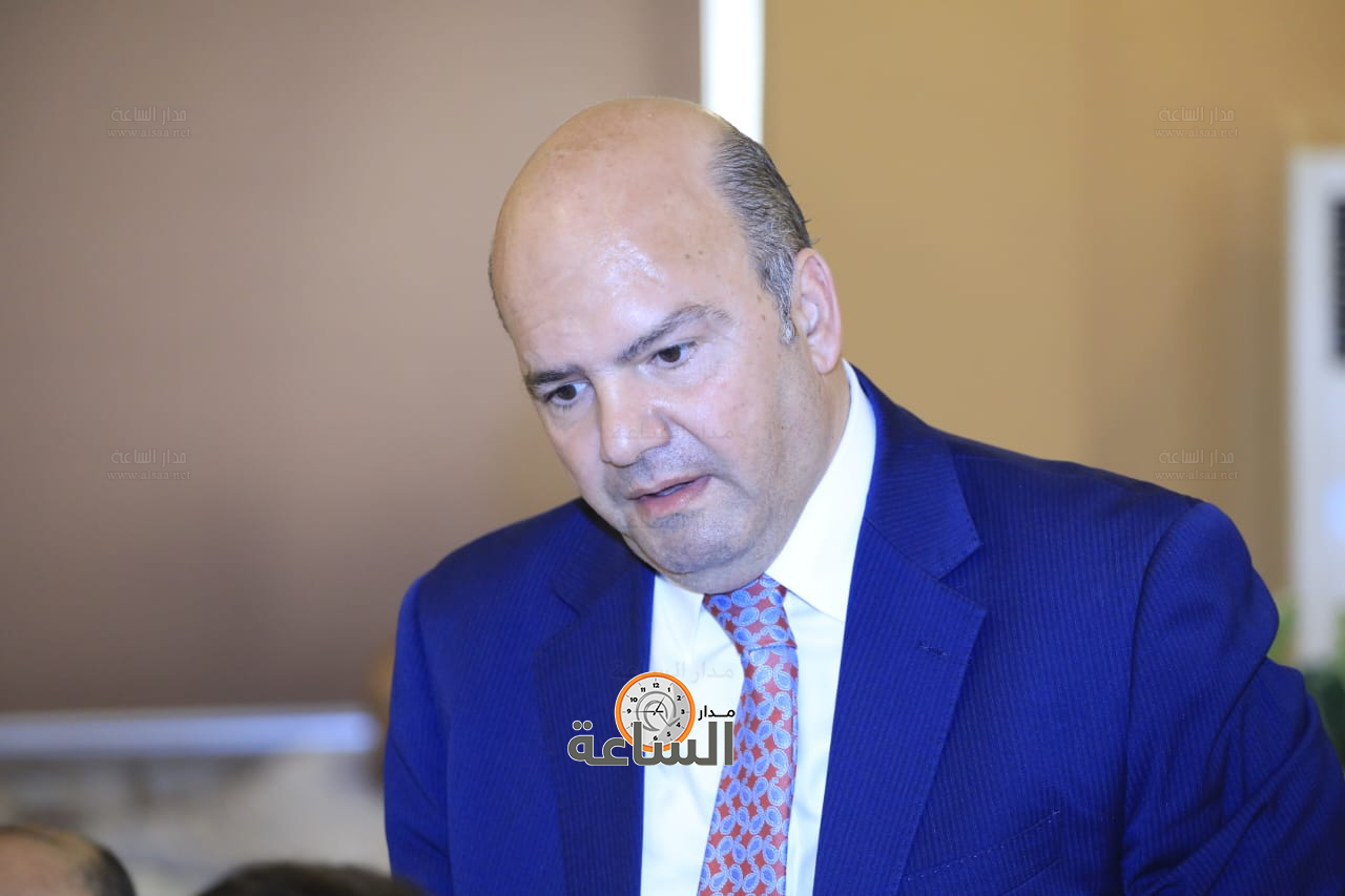 Madar Al-Saa Images 0.36348668335973255