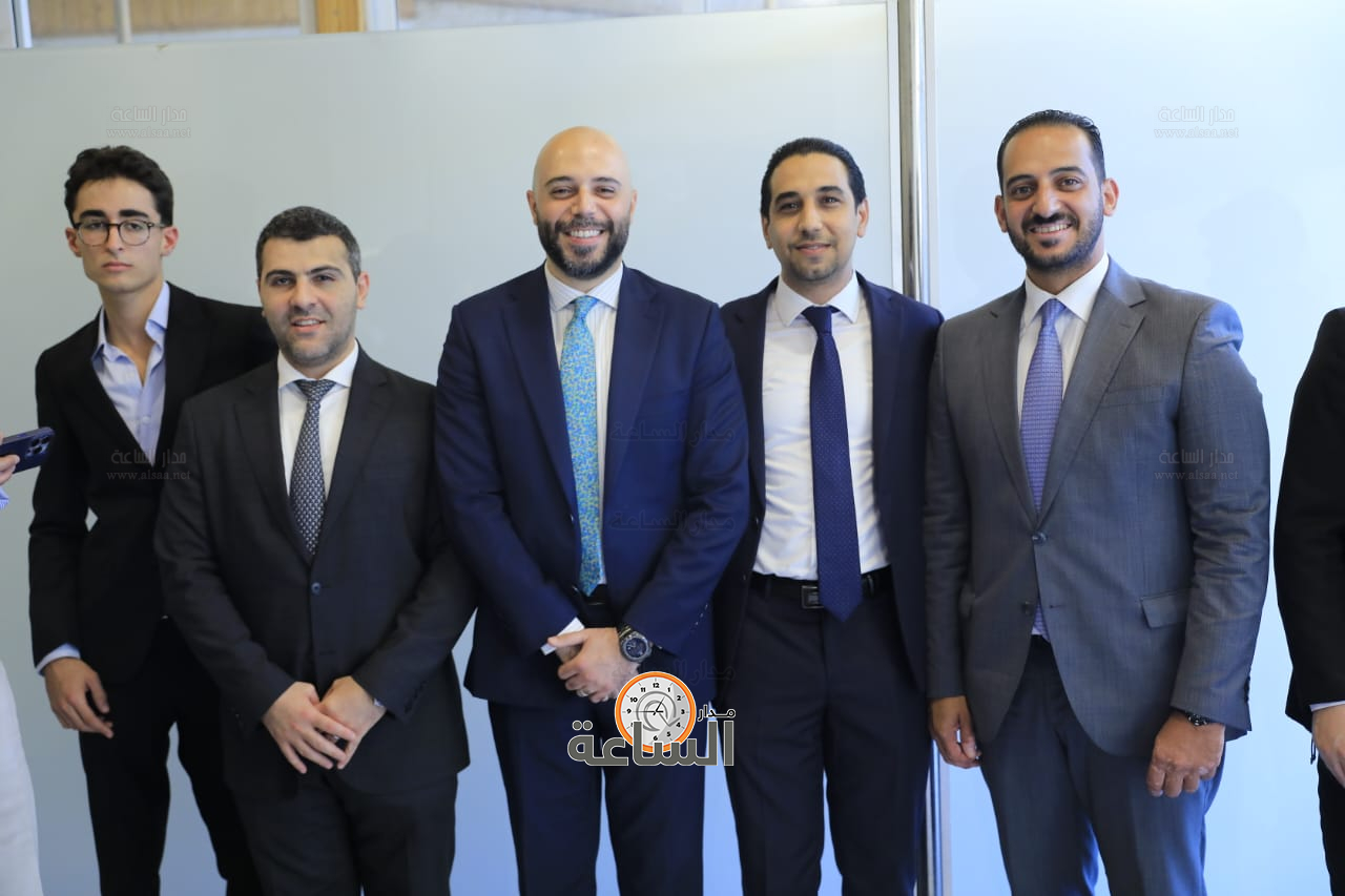 Madar Al-Saa Images 0.15782745351773741