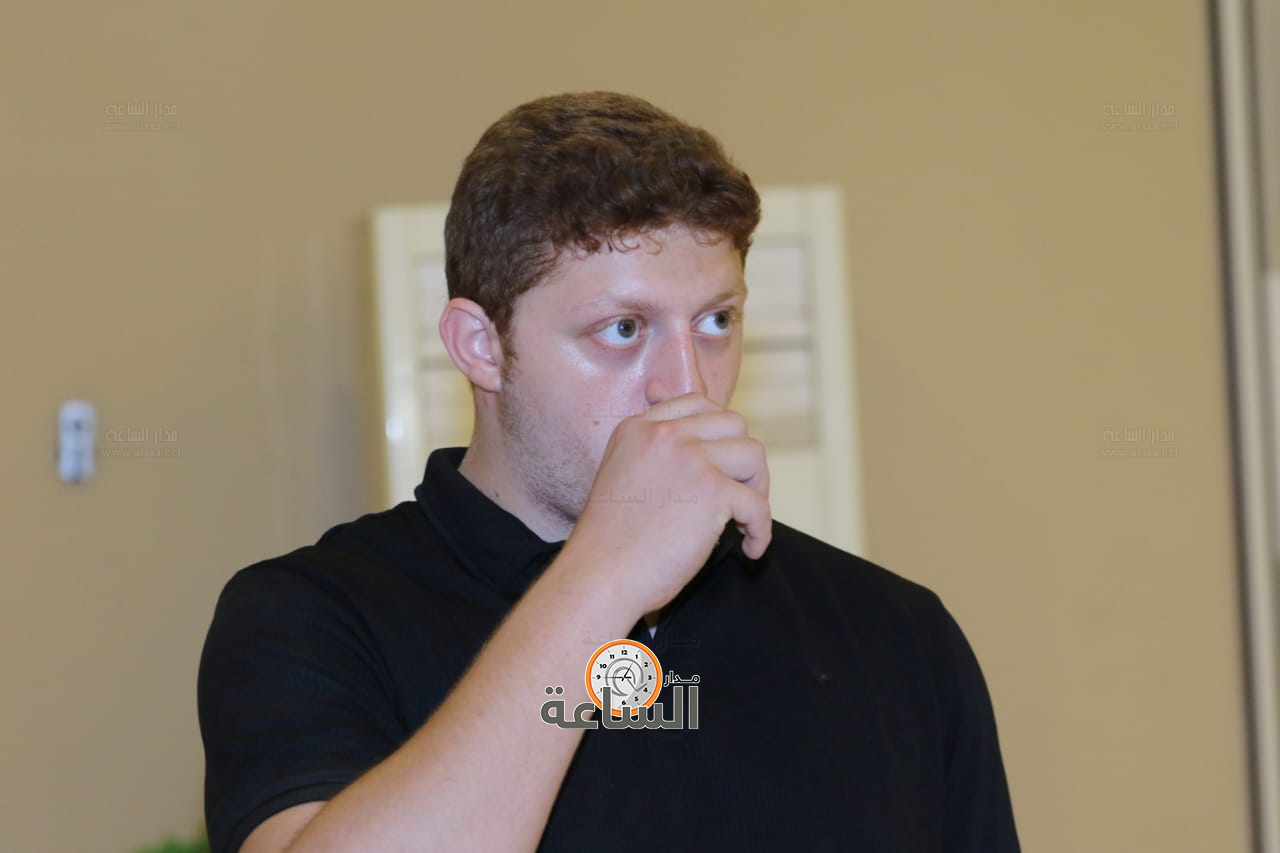 Madar Al-Saa Images 0.04249713612536221