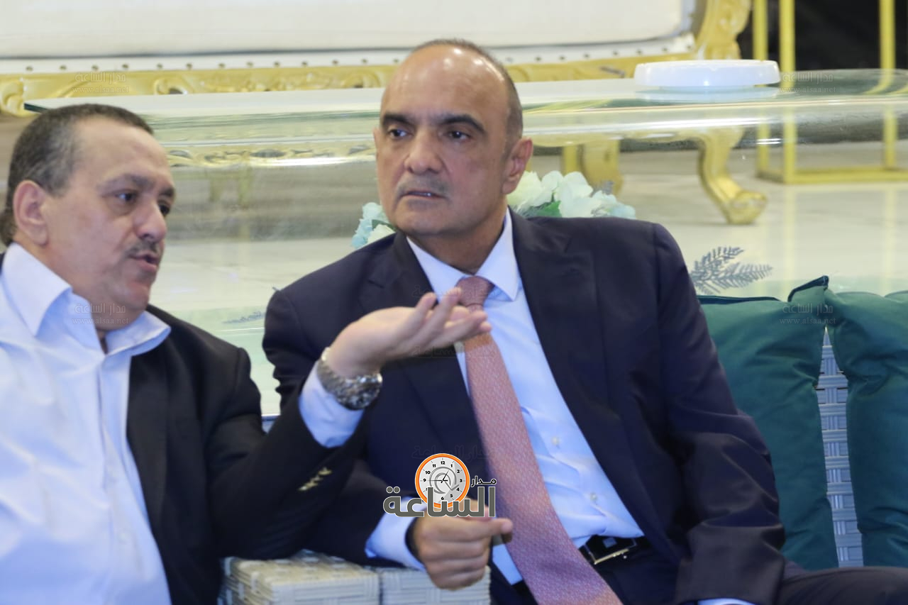 Madar Al-Saa Images 0.40242638851462686