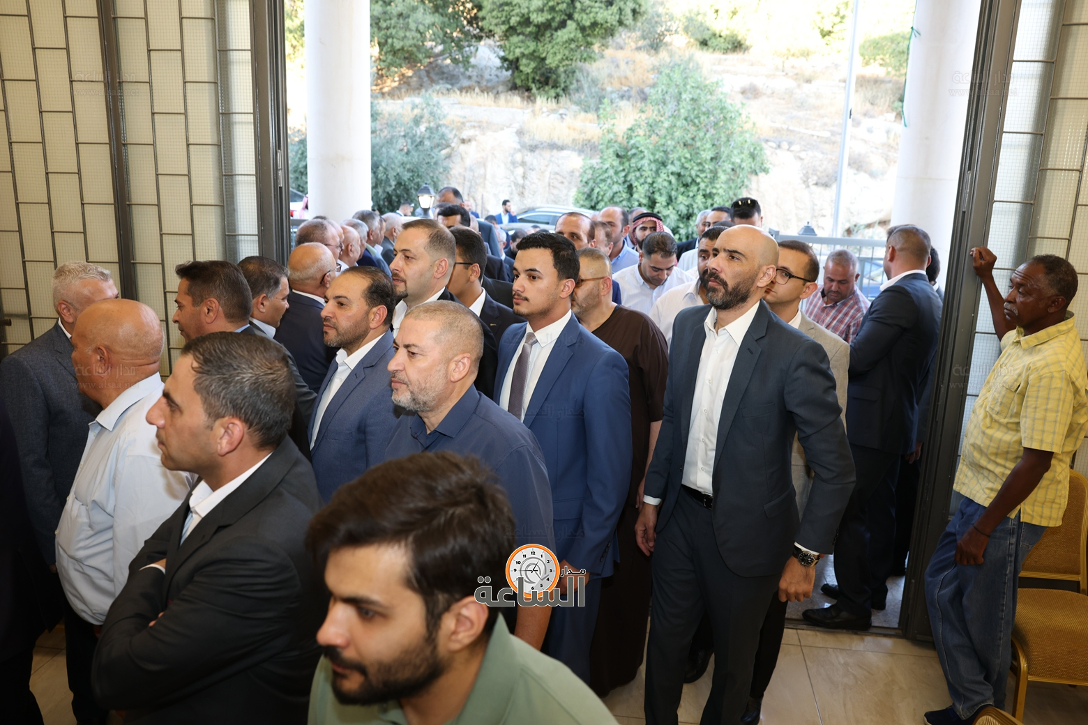 Madar Al-Saa Images 0.33685519047314805