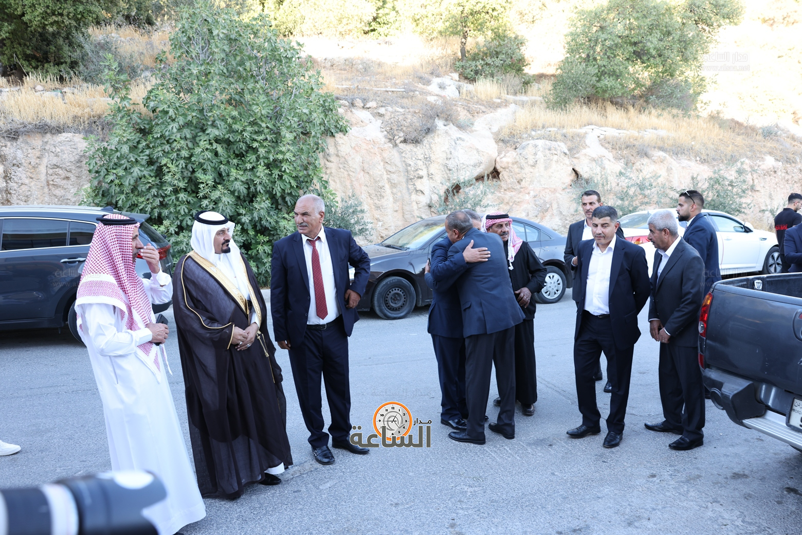 Madar Al-Saa Images 0.016558047130854292