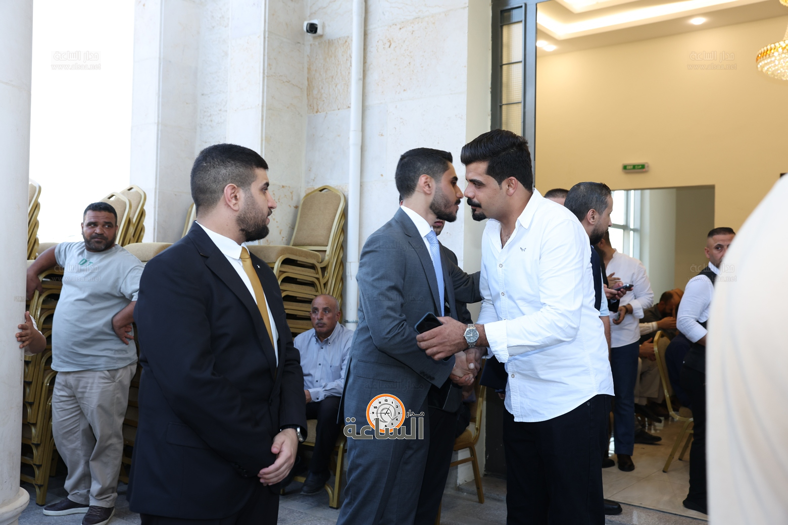 Madar Al-Saa Images 0.27358879114195