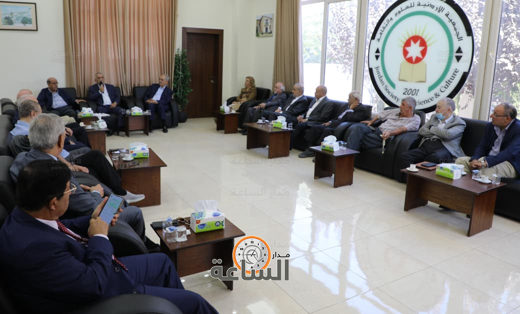 Madar Al-Saa Images 0.6314761240989415