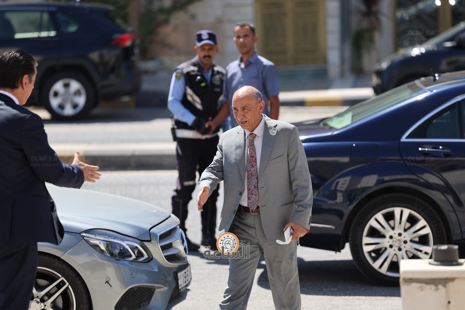 Madar Al-Saa Images 0.8232170448141057