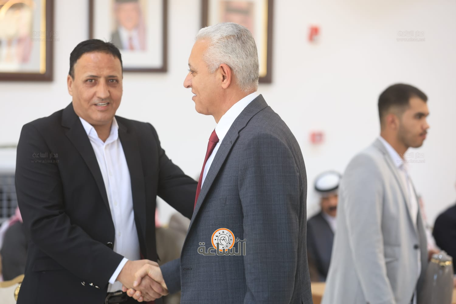 Madar Al-Saa Images 0.6214469107019777