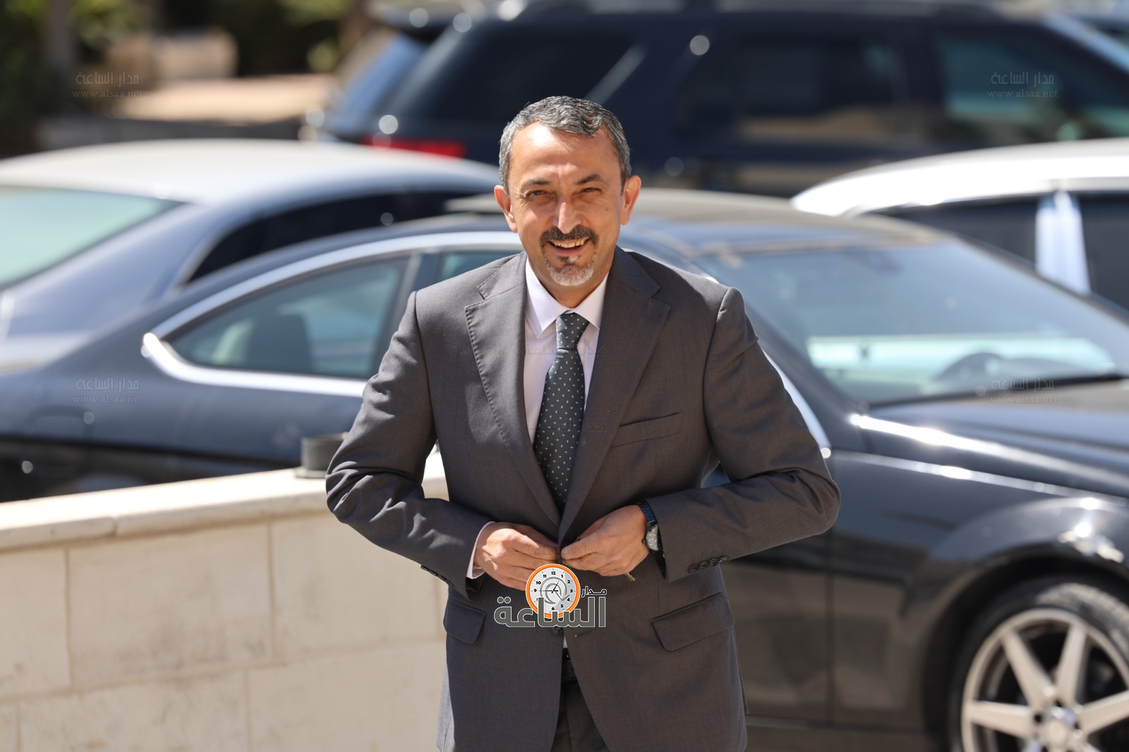 Madar Al-Saa Images 0.7128170408059263