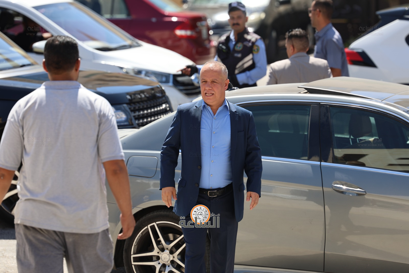 Madar Al-Saa Images 0.00017021316136445197