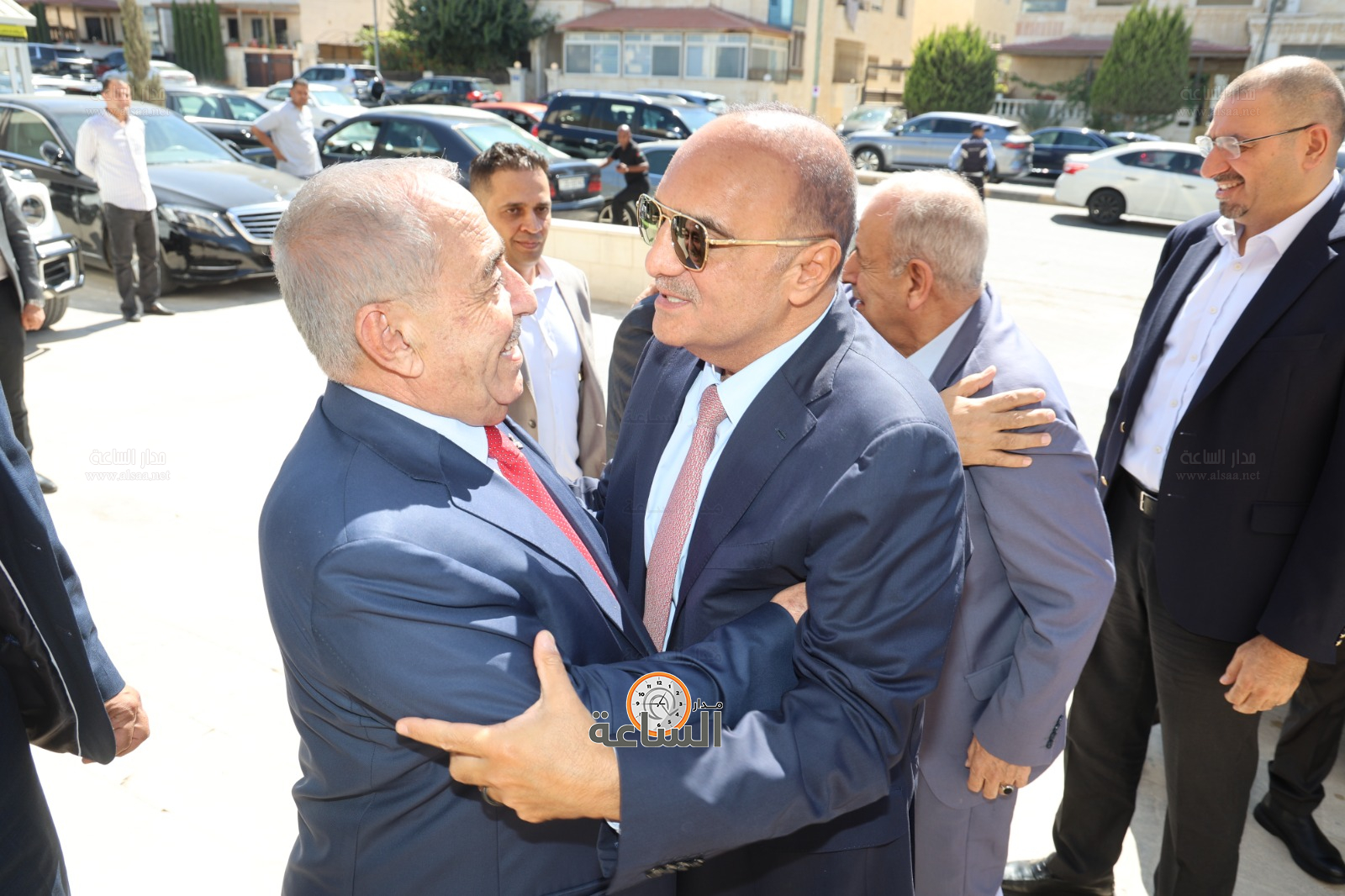 Madar Al-Saa Images 0.47420329540509254