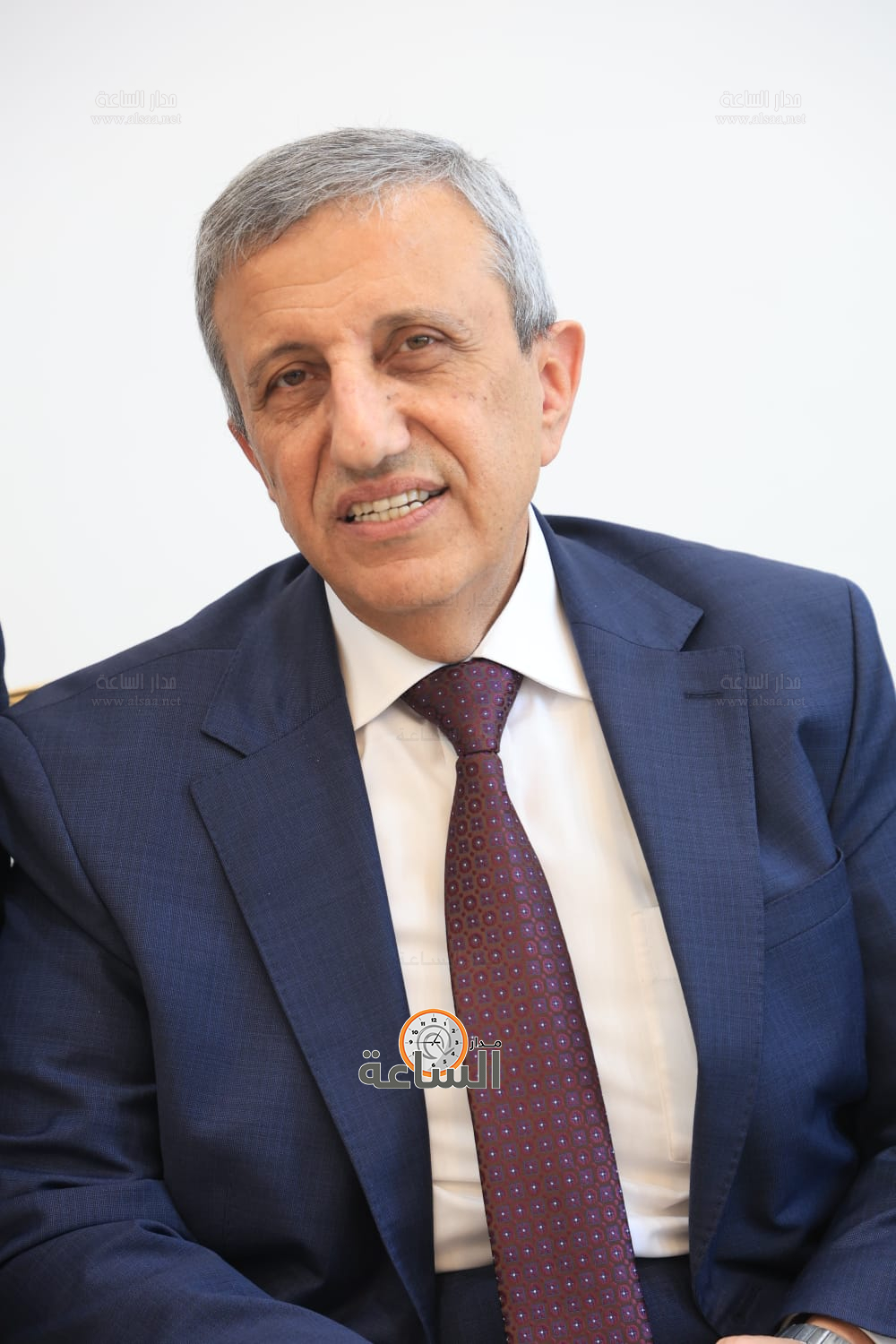 Madar Al-Saa Images 0.4871697120630122