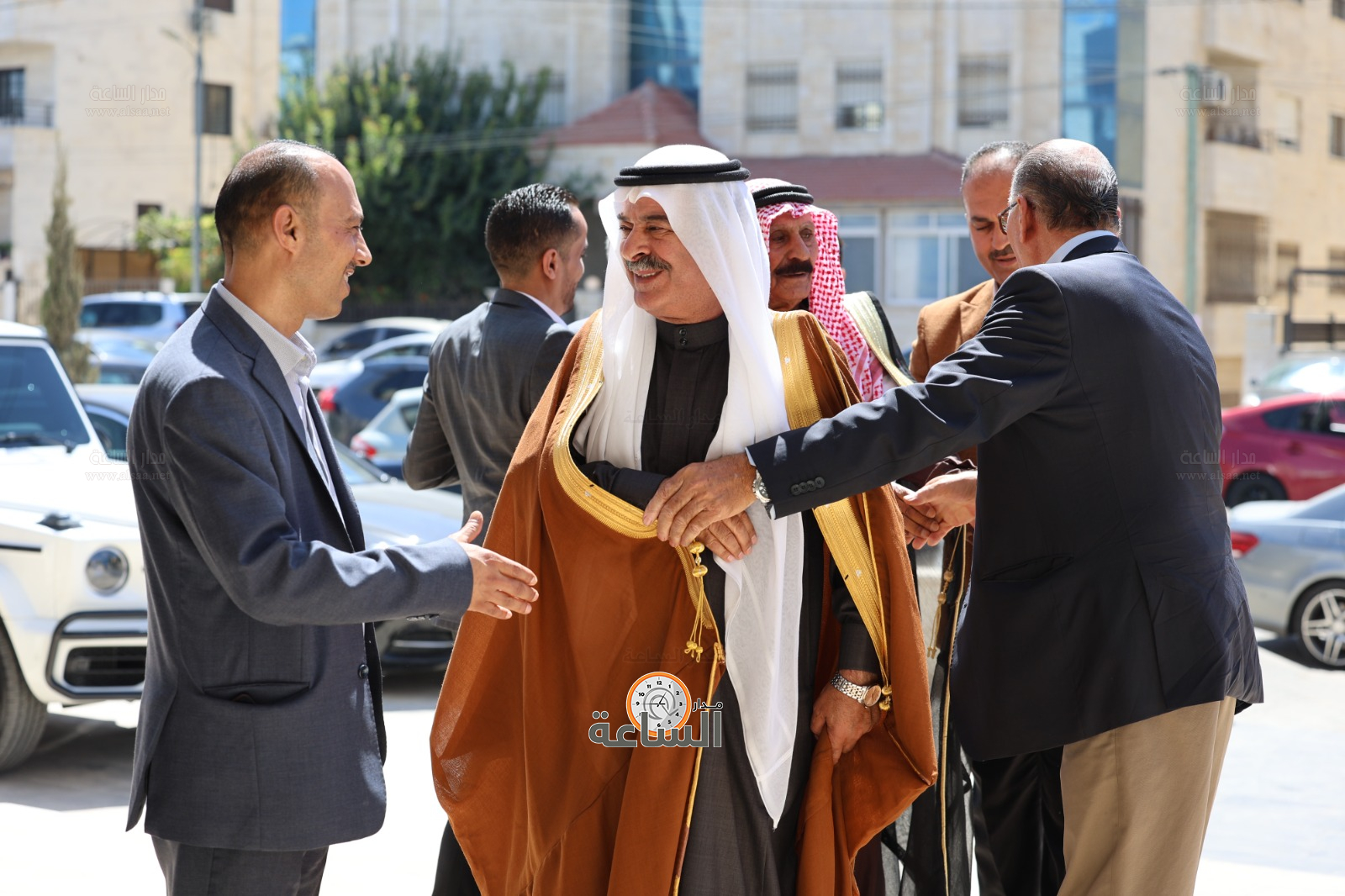 Madar Al-Saa Images 0.20003832505319485