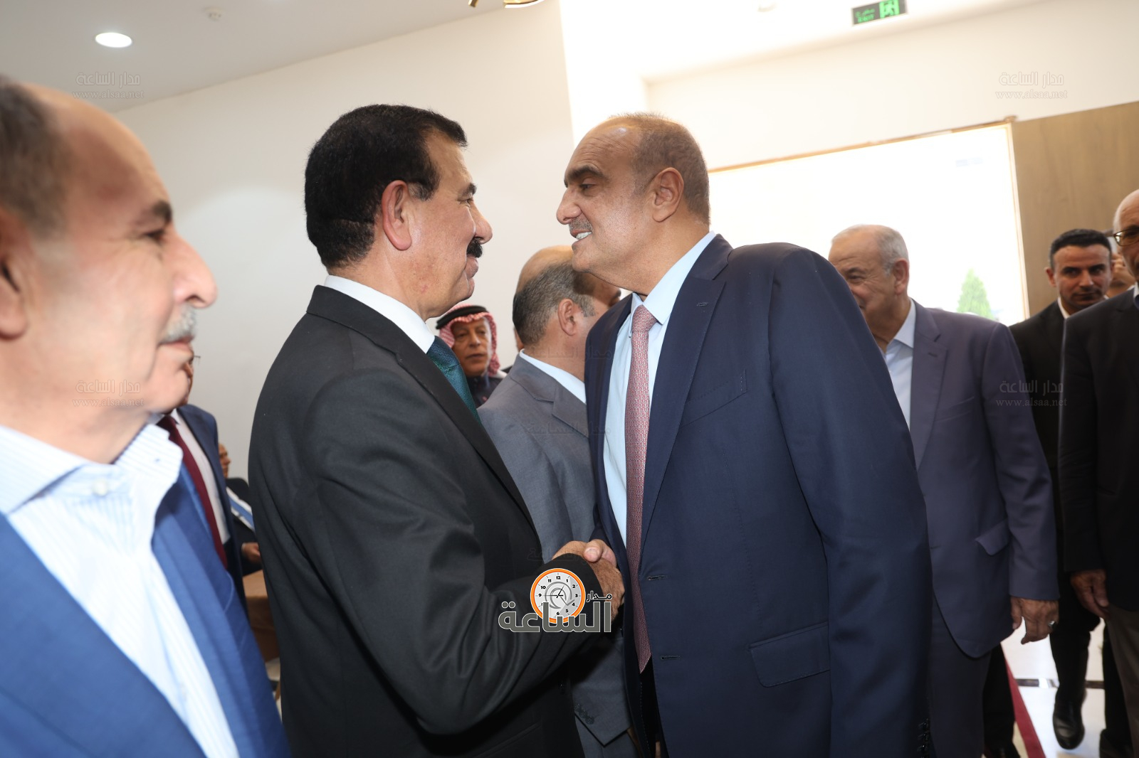 Madar Al-Saa Images 0.8765987122588712