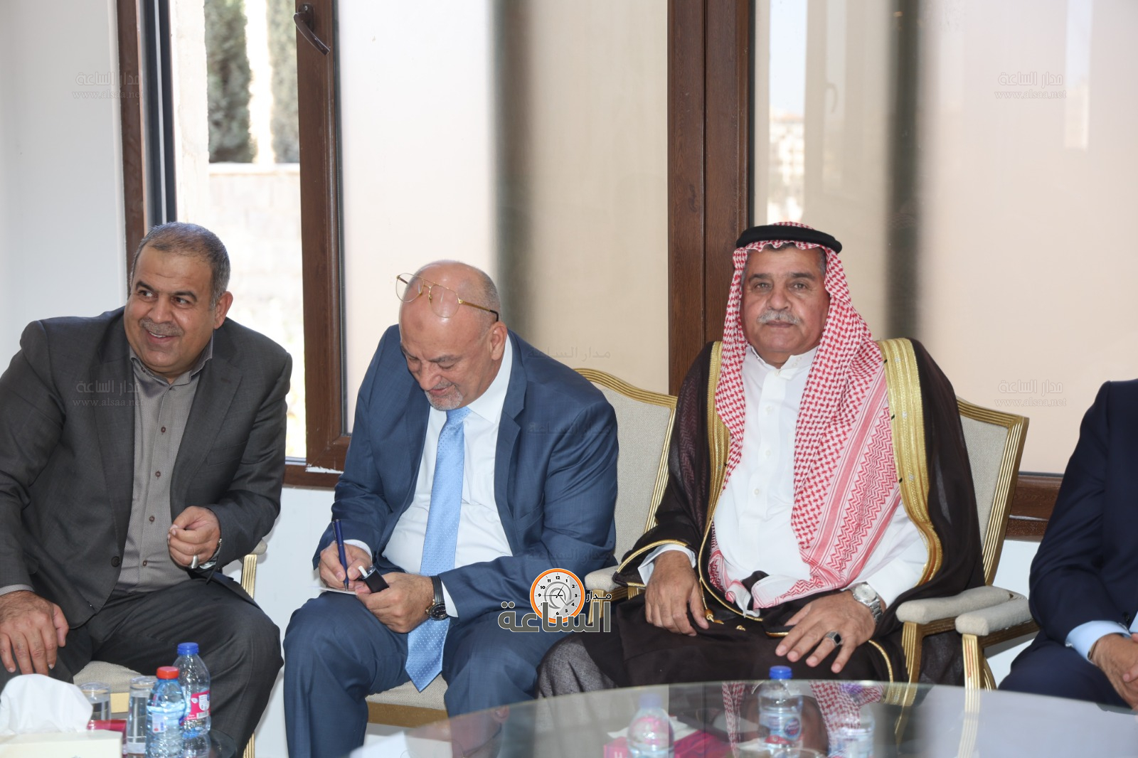 Madar Al-Saa Images 0.12245915868820467