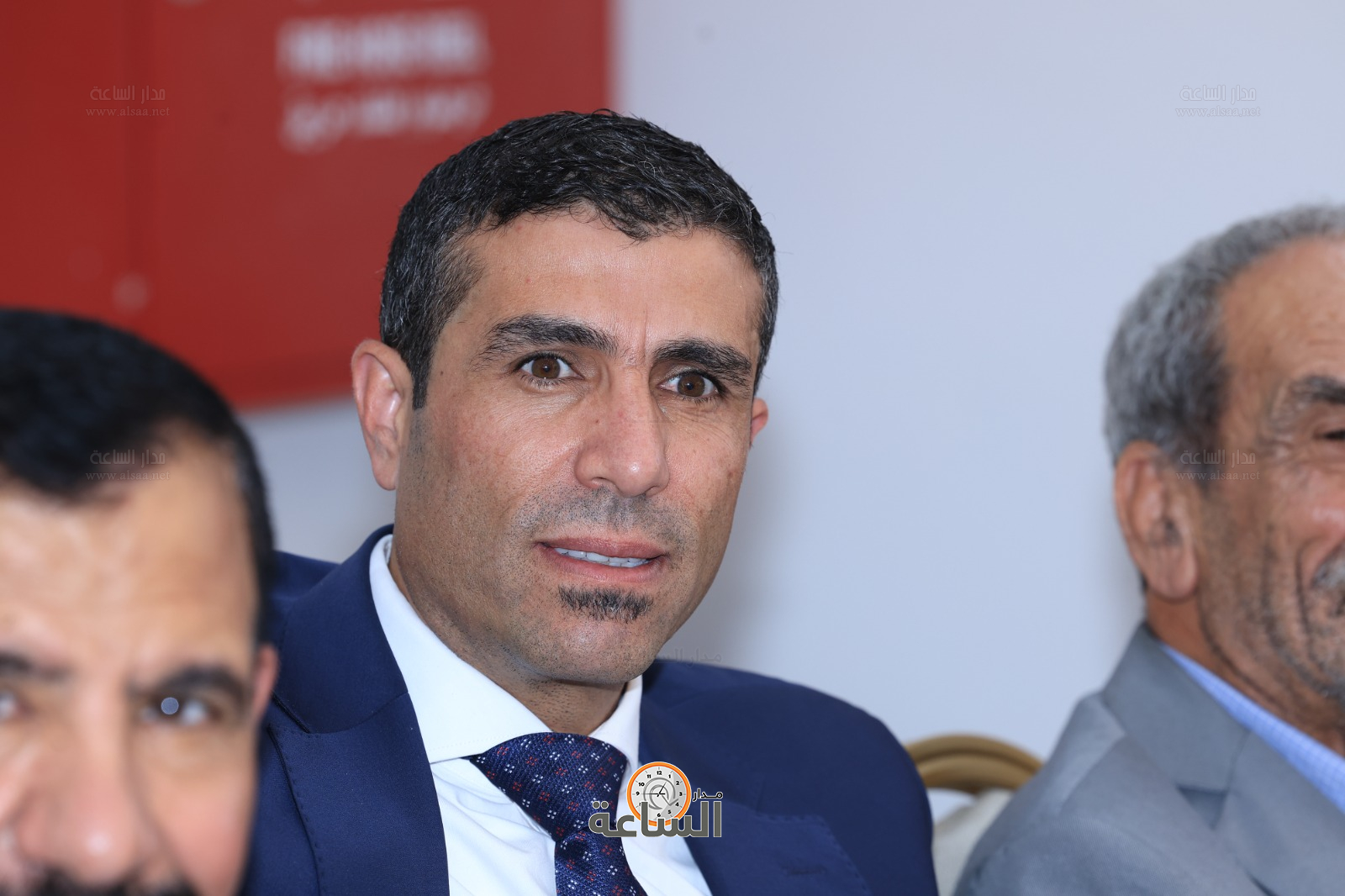 Madar Al-Saa Images 0.584768120366874