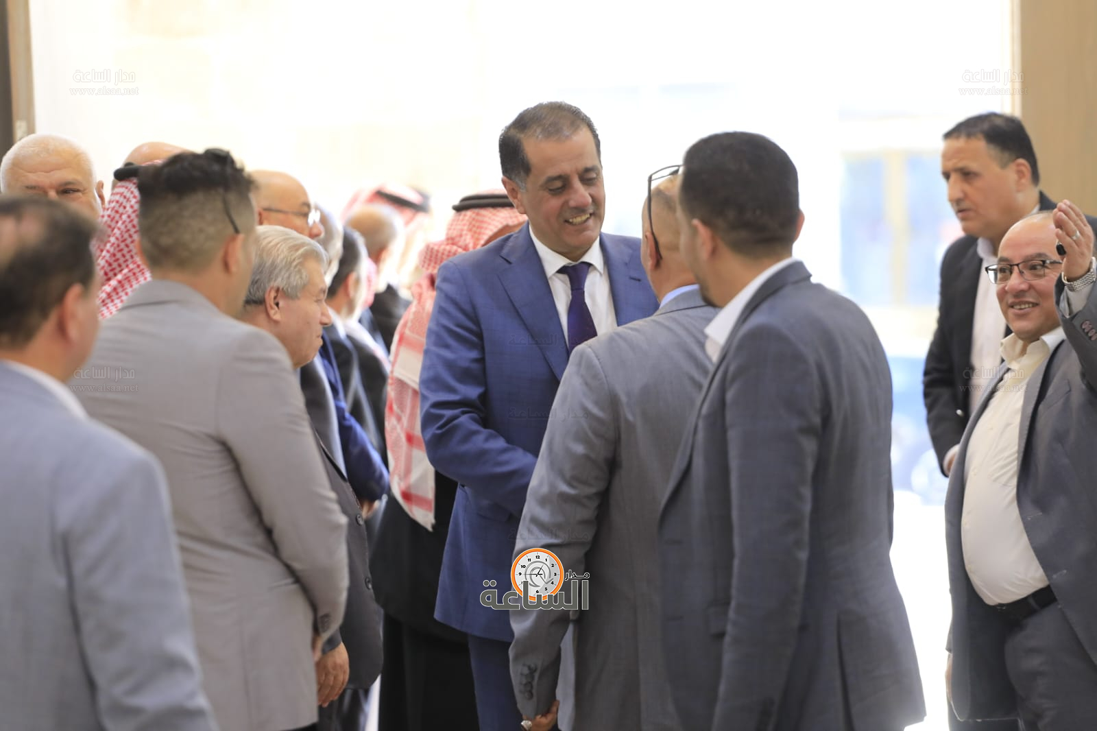 Madar Al-Saa Images 0.7105398675409236