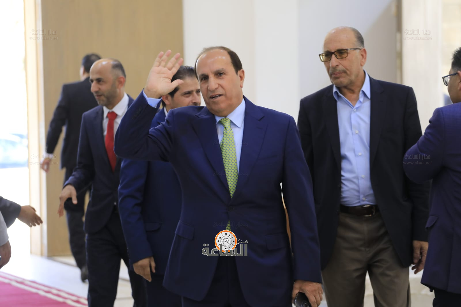 Madar Al-Saa Images 0.7865761566368624