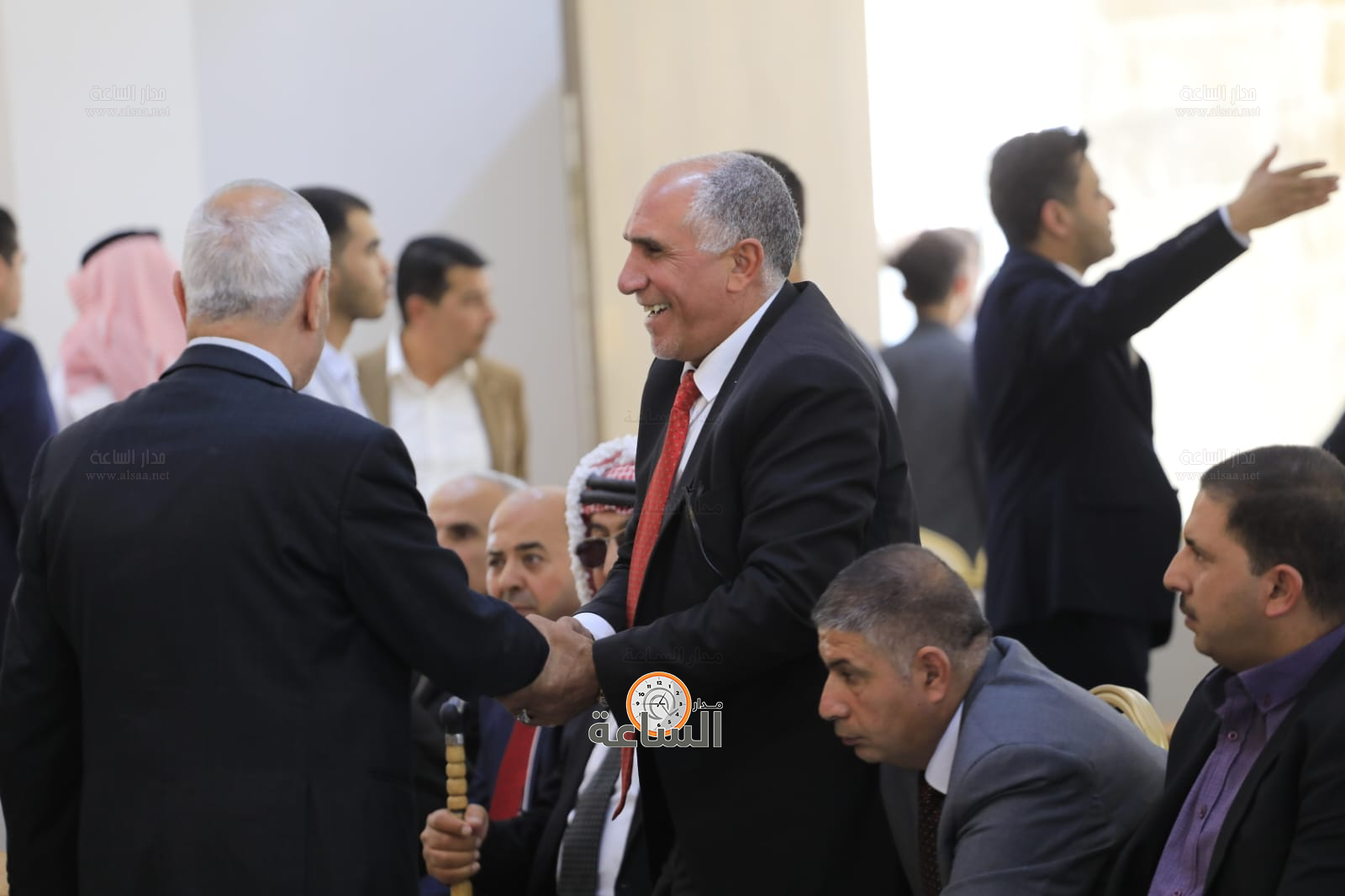 Madar Al-Saa Images 0.35988343669274714