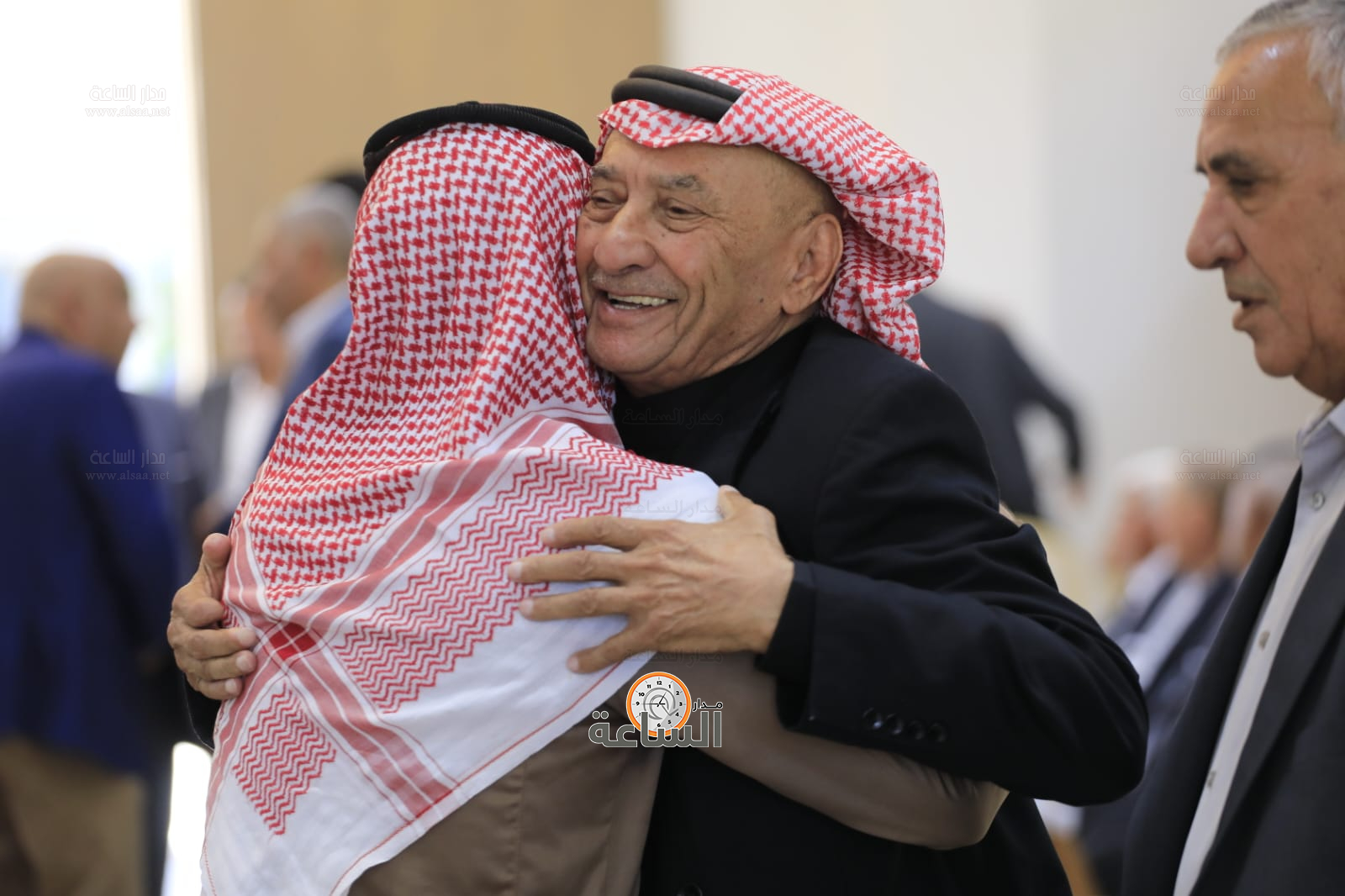 Madar Al-Saa Images 0.3906797663597822