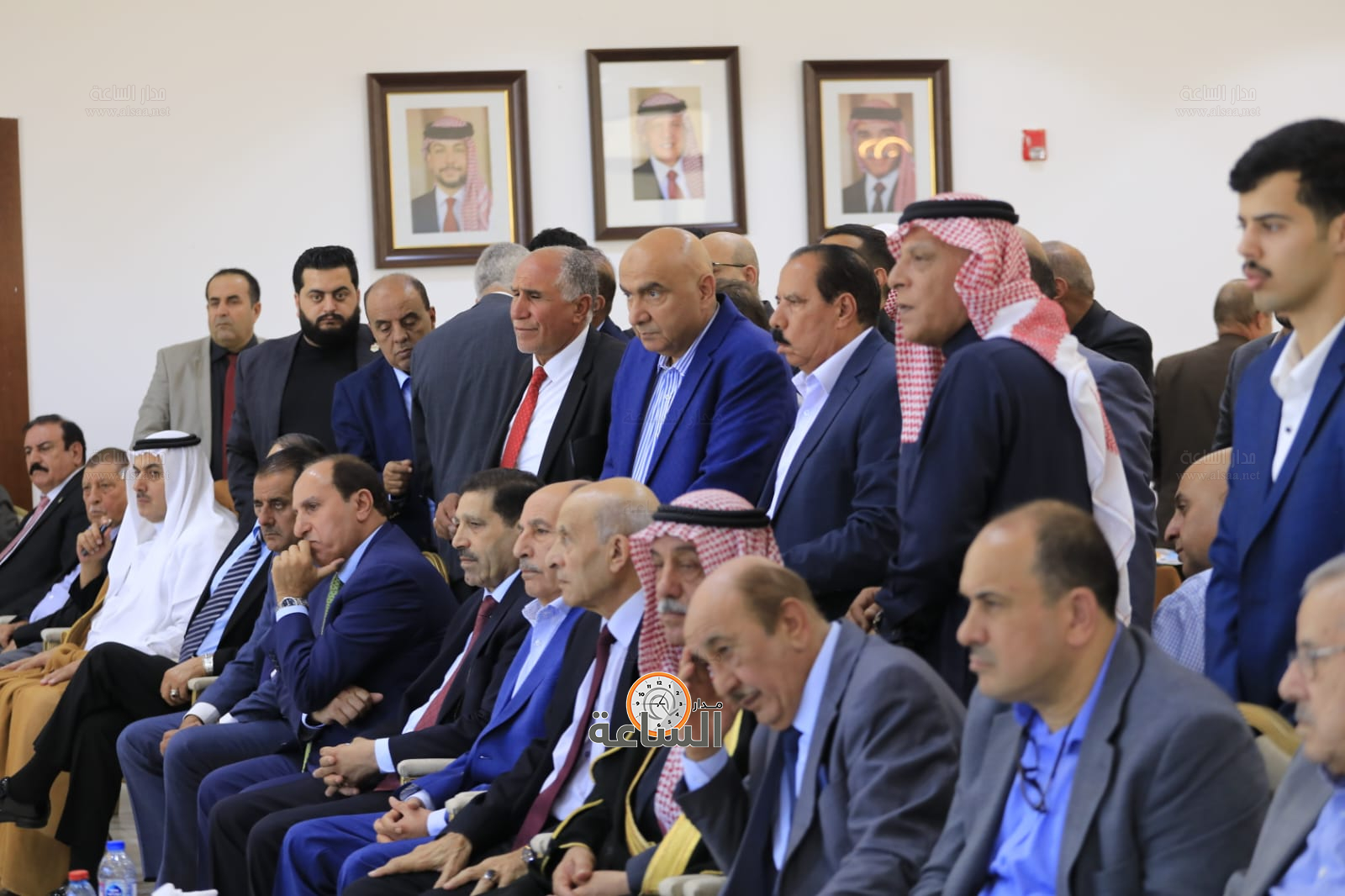 Madar Al-Saa Images 0.19022678122380787