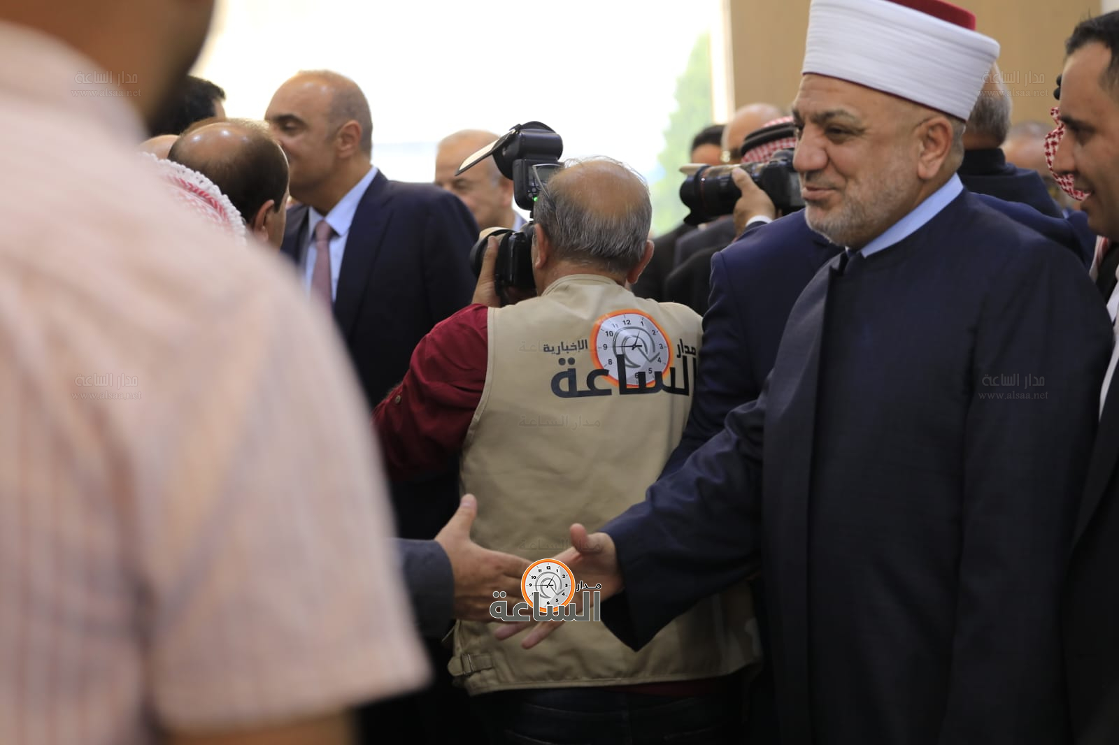 Madar Al-Saa Images 0.48478491430814663