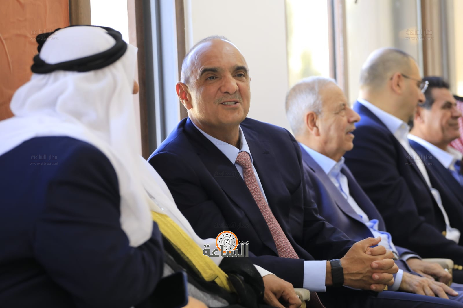 Madar Al-Saa Images 0.163470500507909