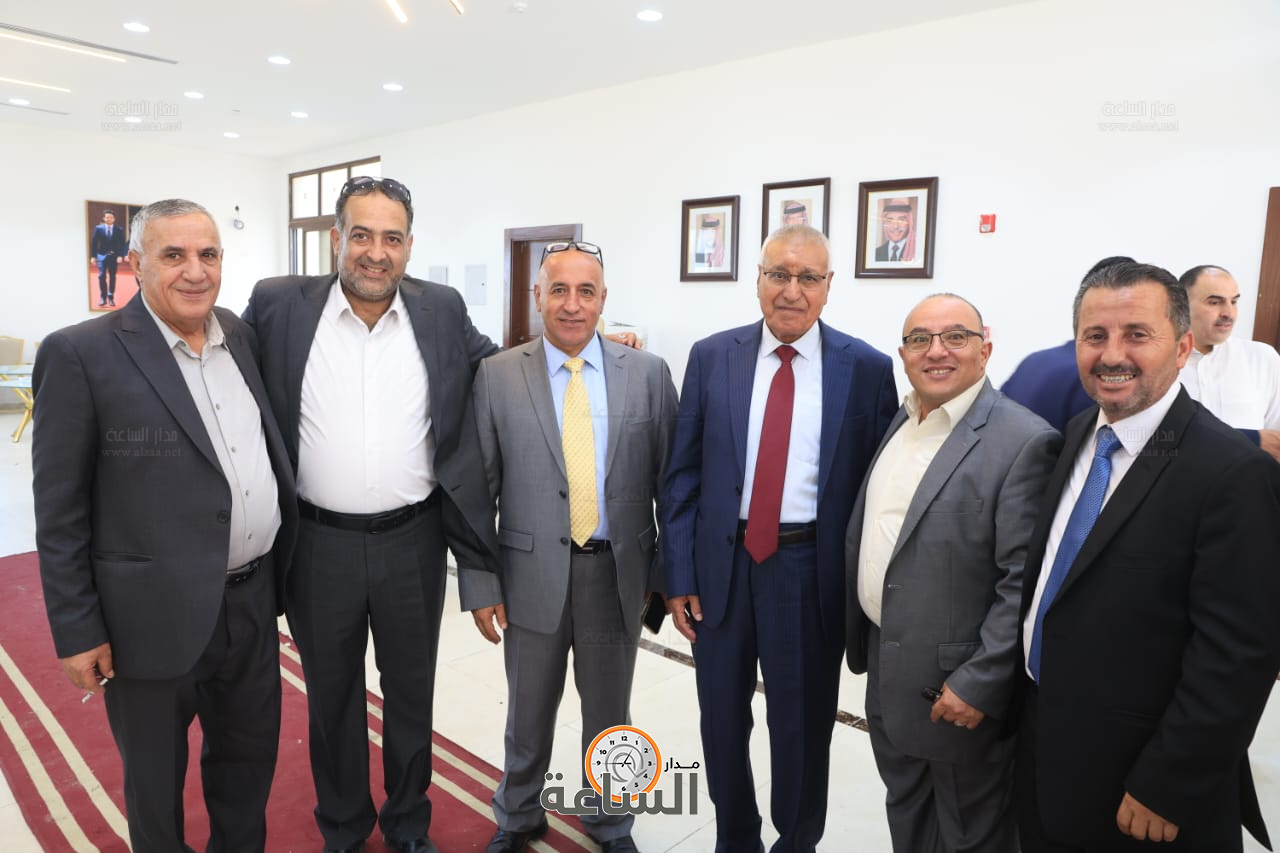 Madar Al-Saa Images 0.3806184389626762