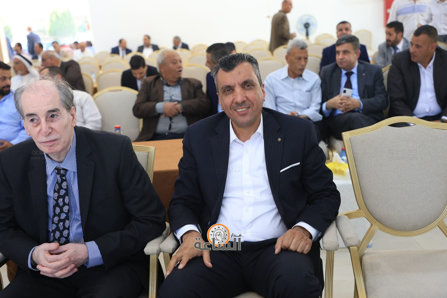 Madar Al-Saa Images 0.19281657484332337