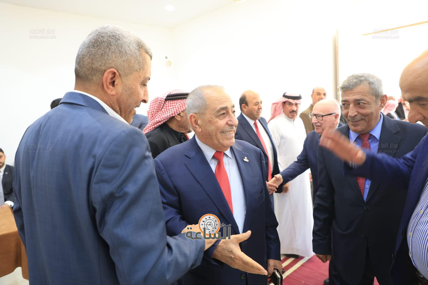 Madar Al-Saa Images 0.31888337379436527