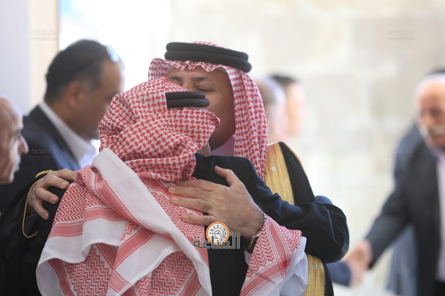 Madar Al-Saa Images 0.2418006043391565