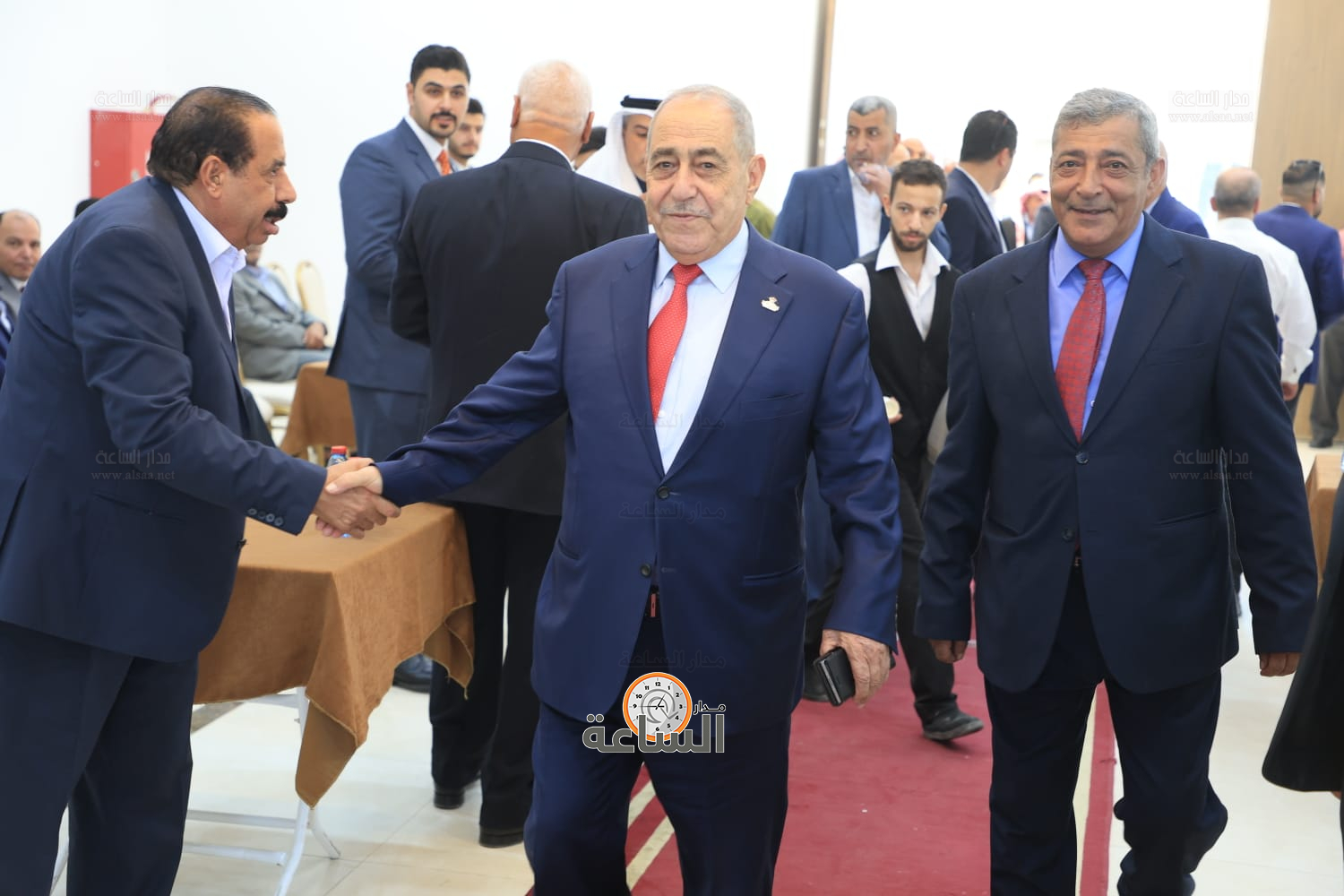 Madar Al-Saa Images 0.8743373680243469