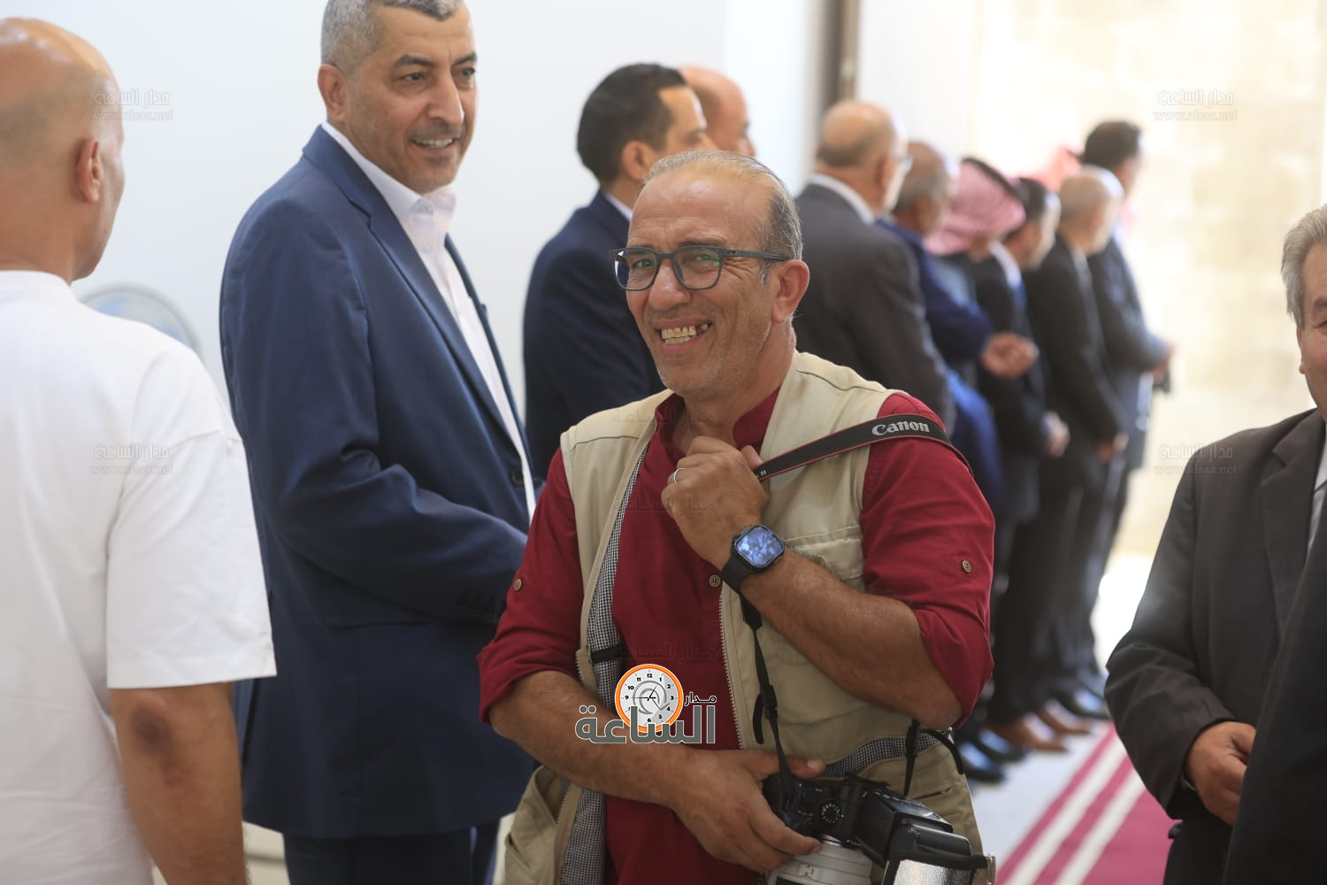 Madar Al-Saa Images 0.820320422994071